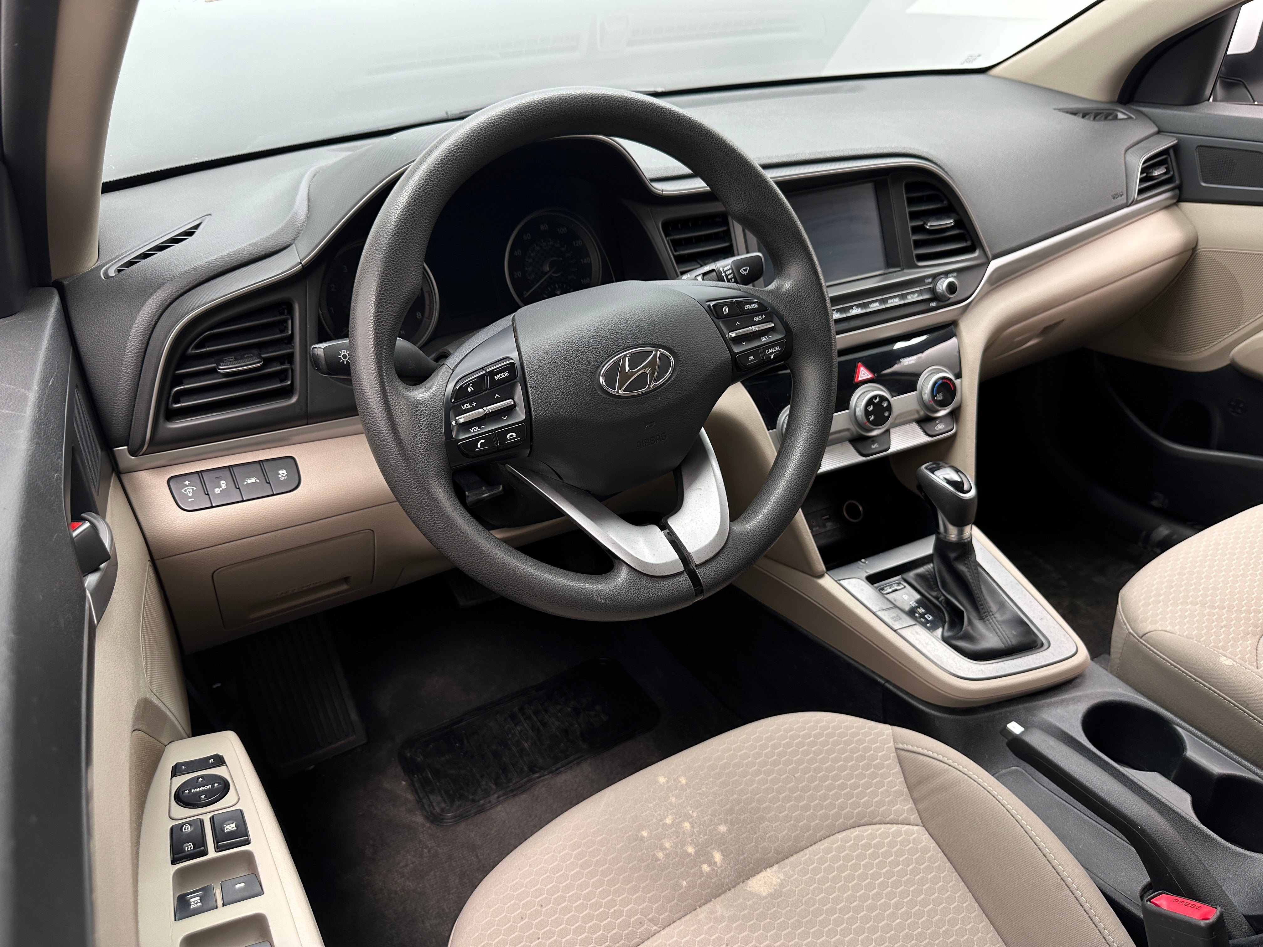 2019 Hyundai Elantra SEL 3
