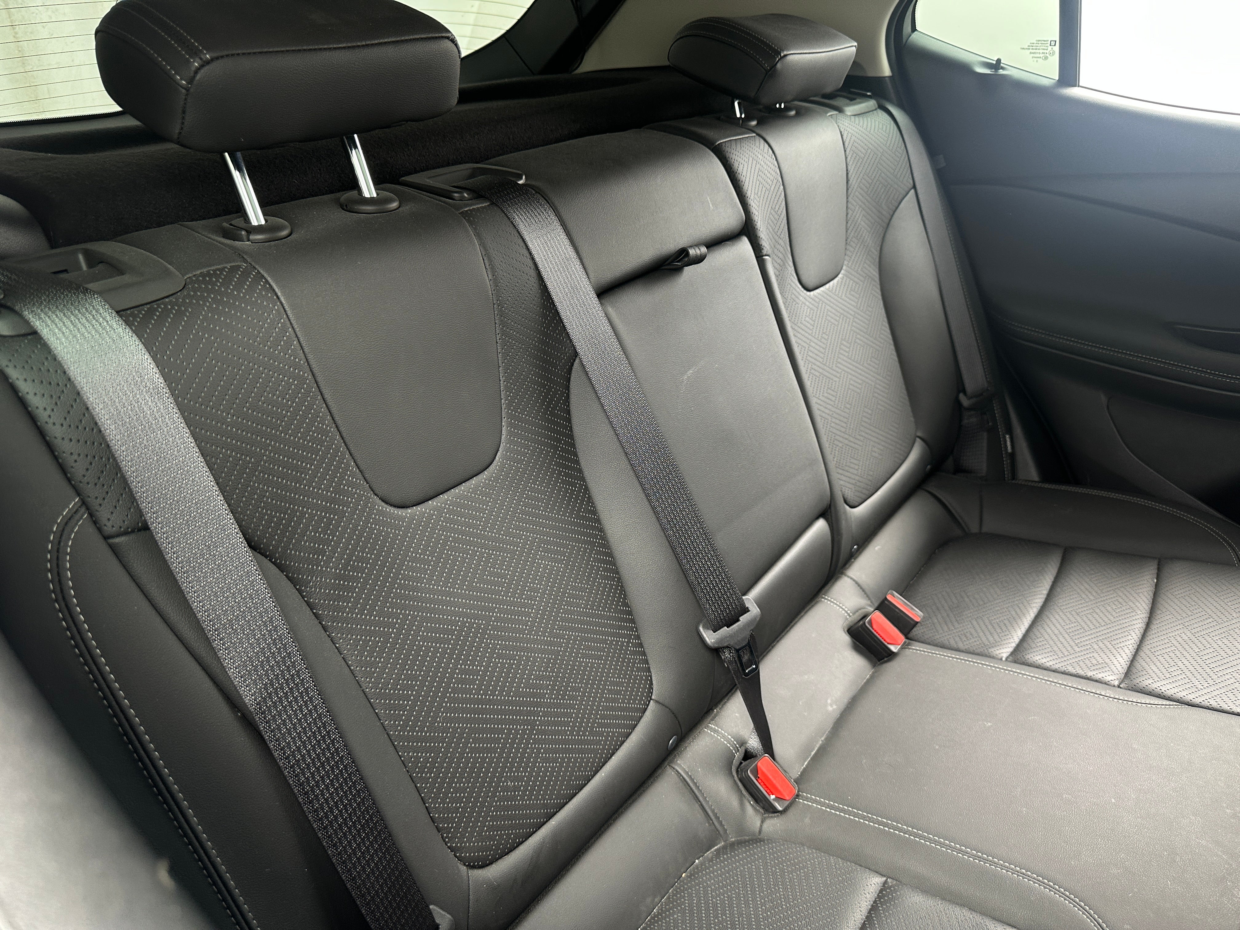 2023 Buick Encore GX Essence 5