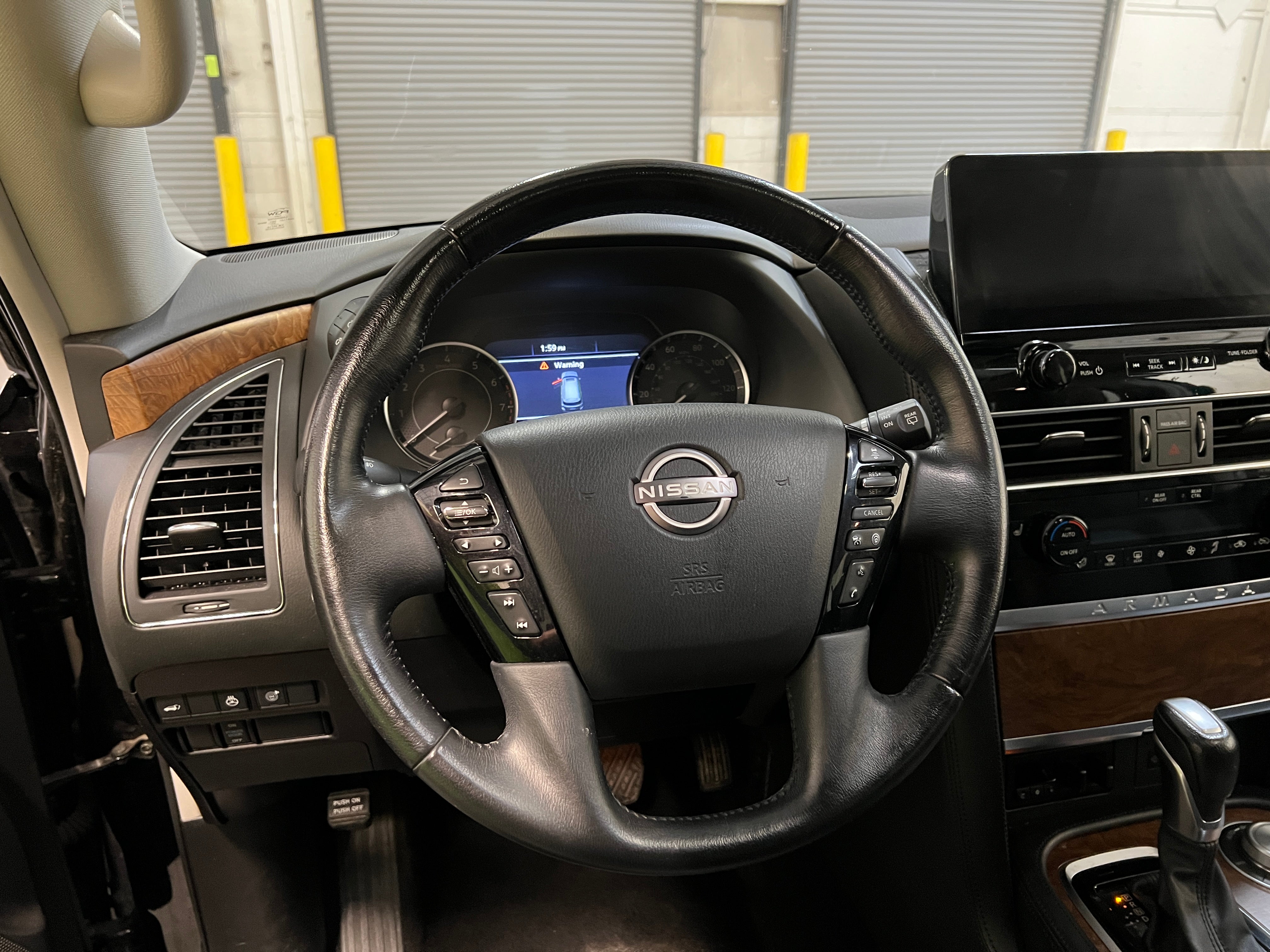 2023 Nissan Armada SL 4