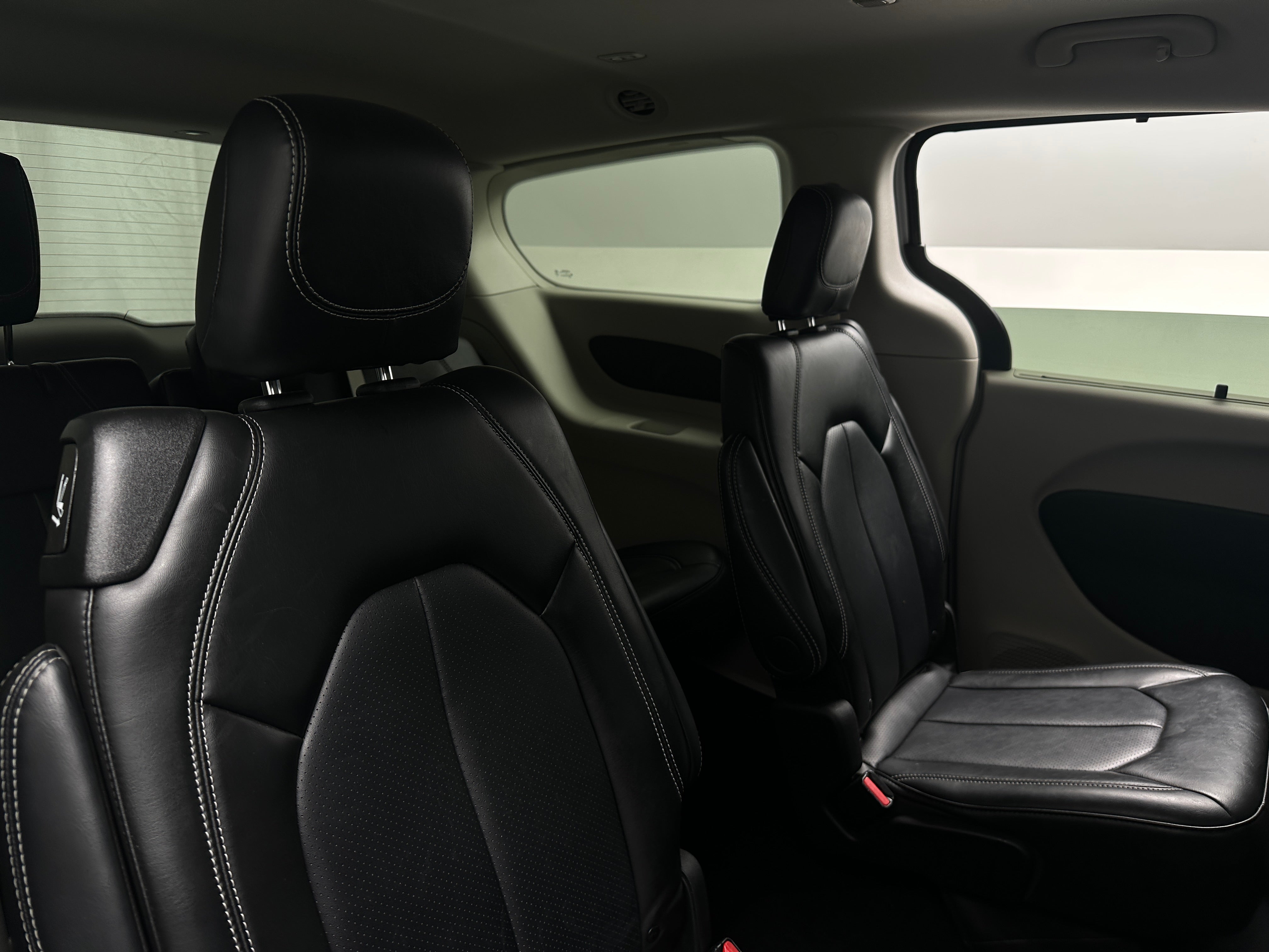 2024 Chrysler Pacifica Touring L 5