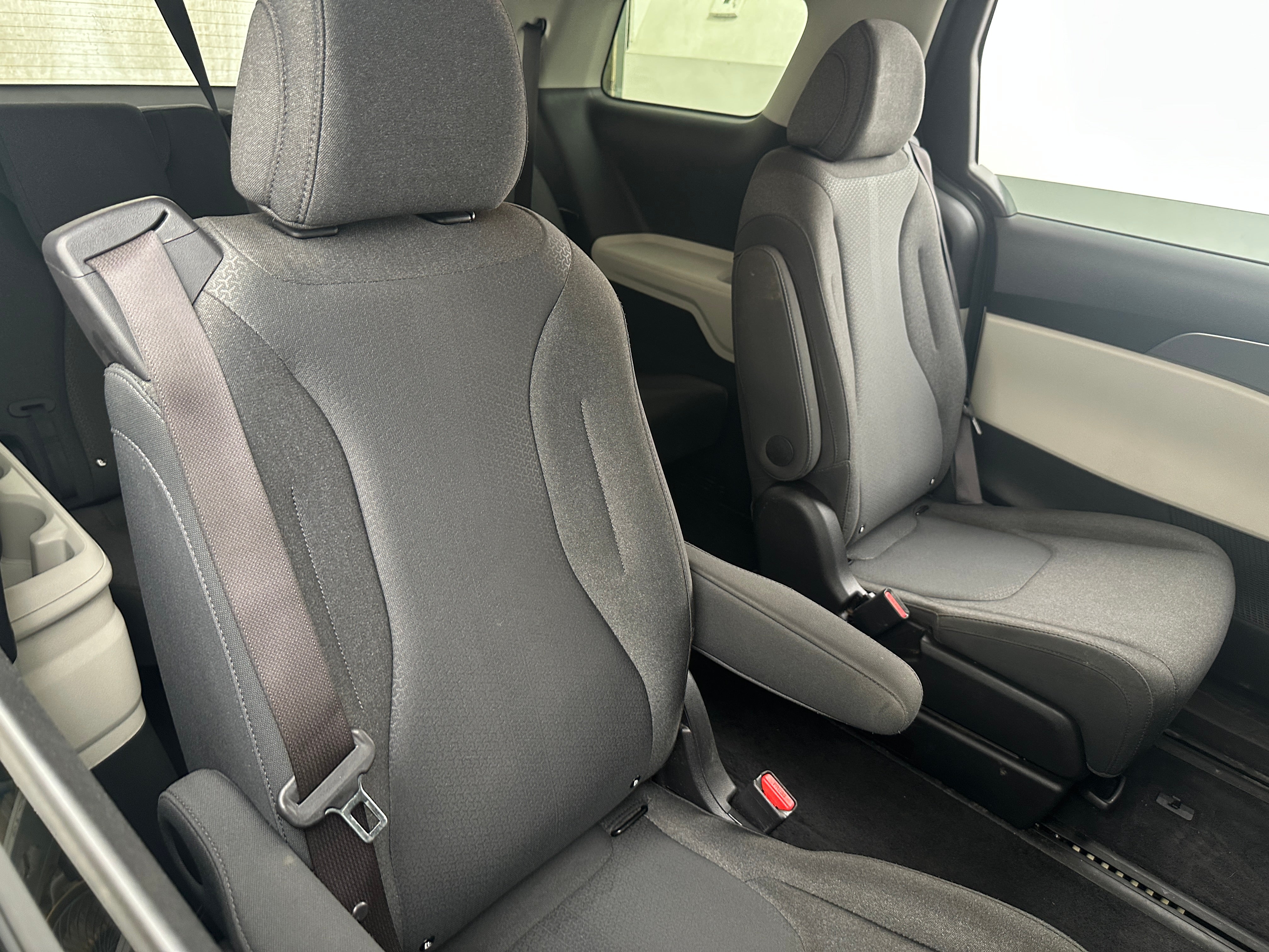 2022 Kia Carnival LX 6