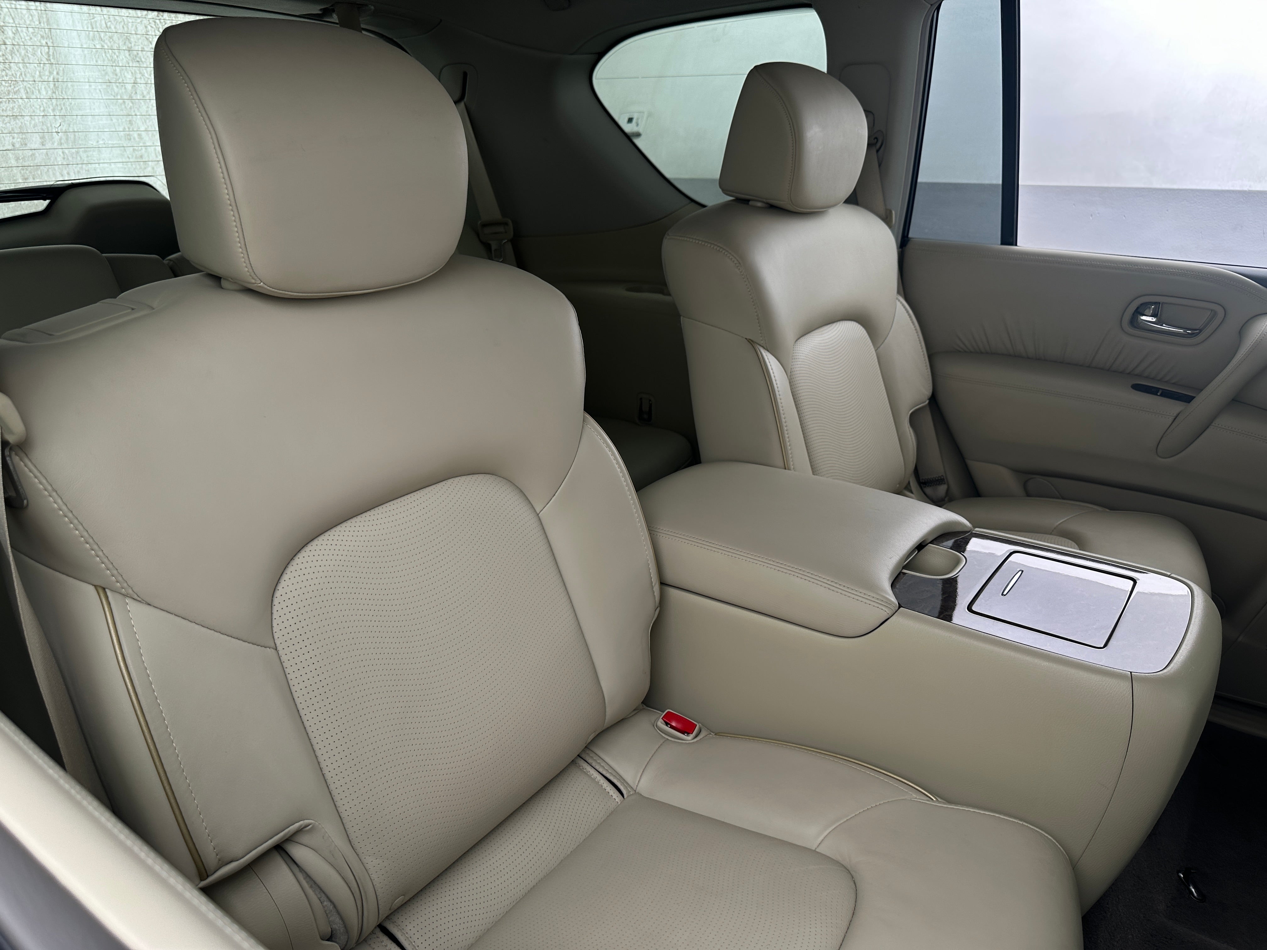 2017 INFINITI QX80 Base 5