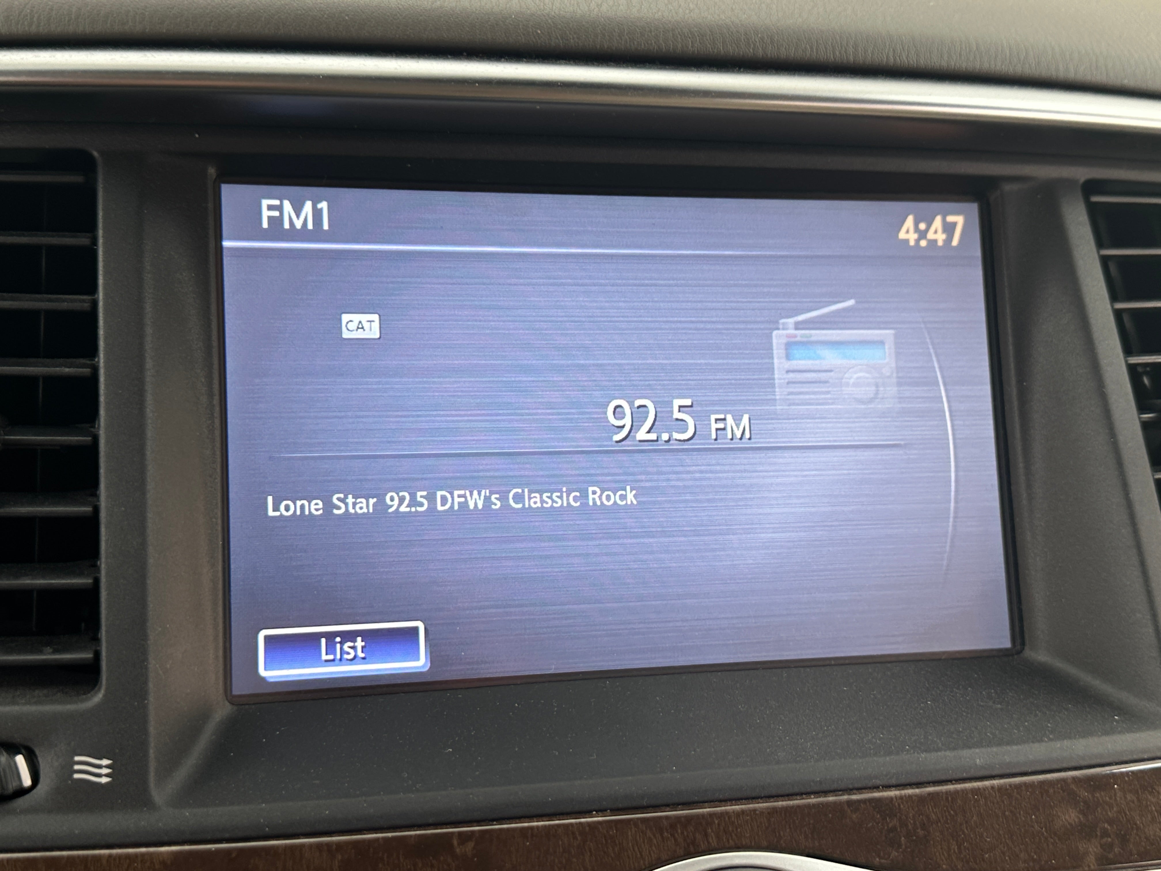 2017 INFINITI QX80 Base 3