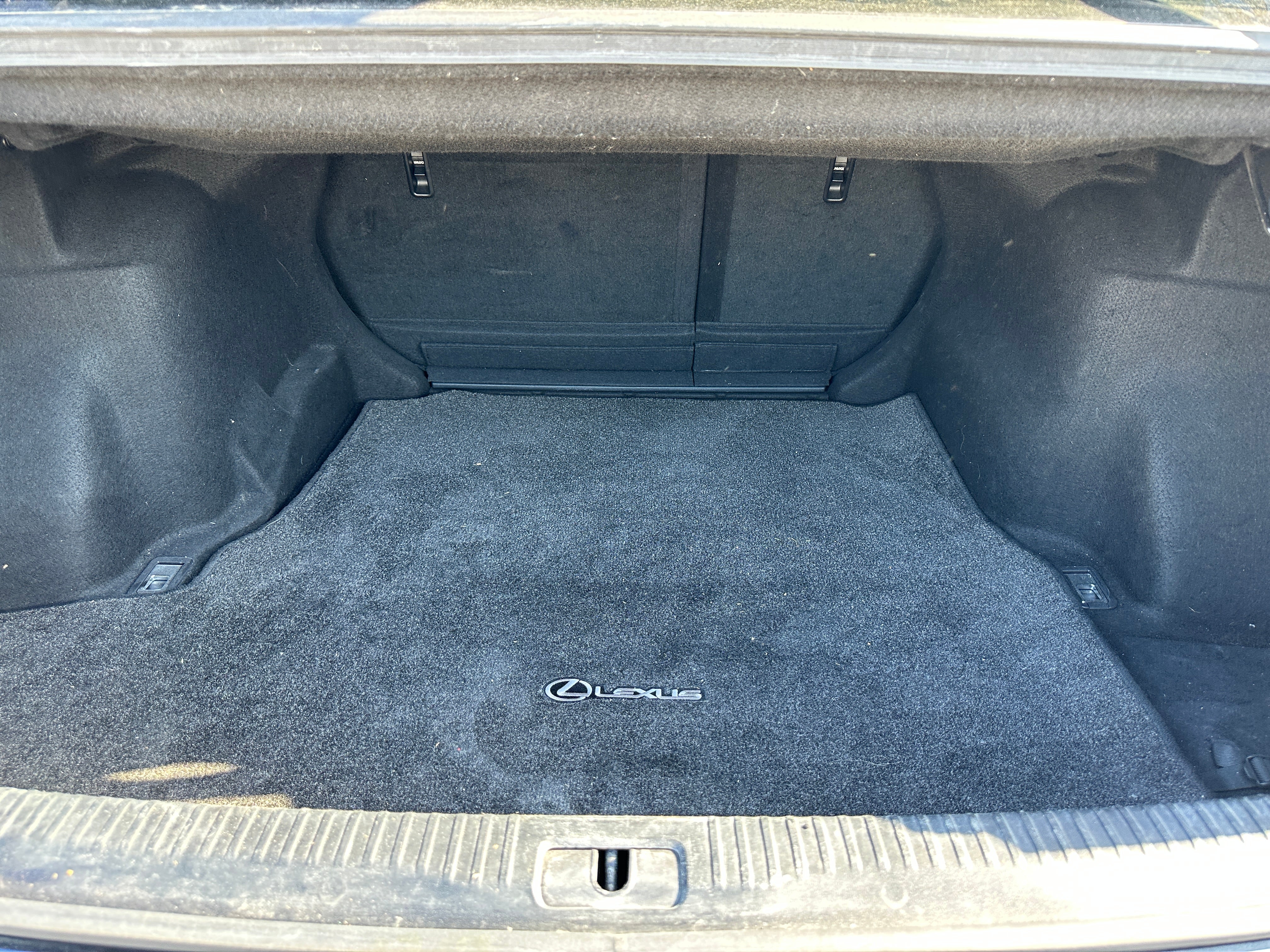 2019 Lexus IS 300 6