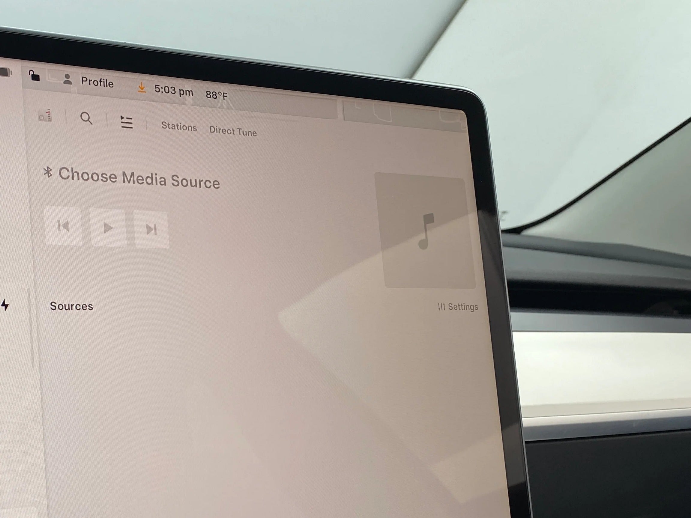 2023 Tesla Model 3 Standard Range 3