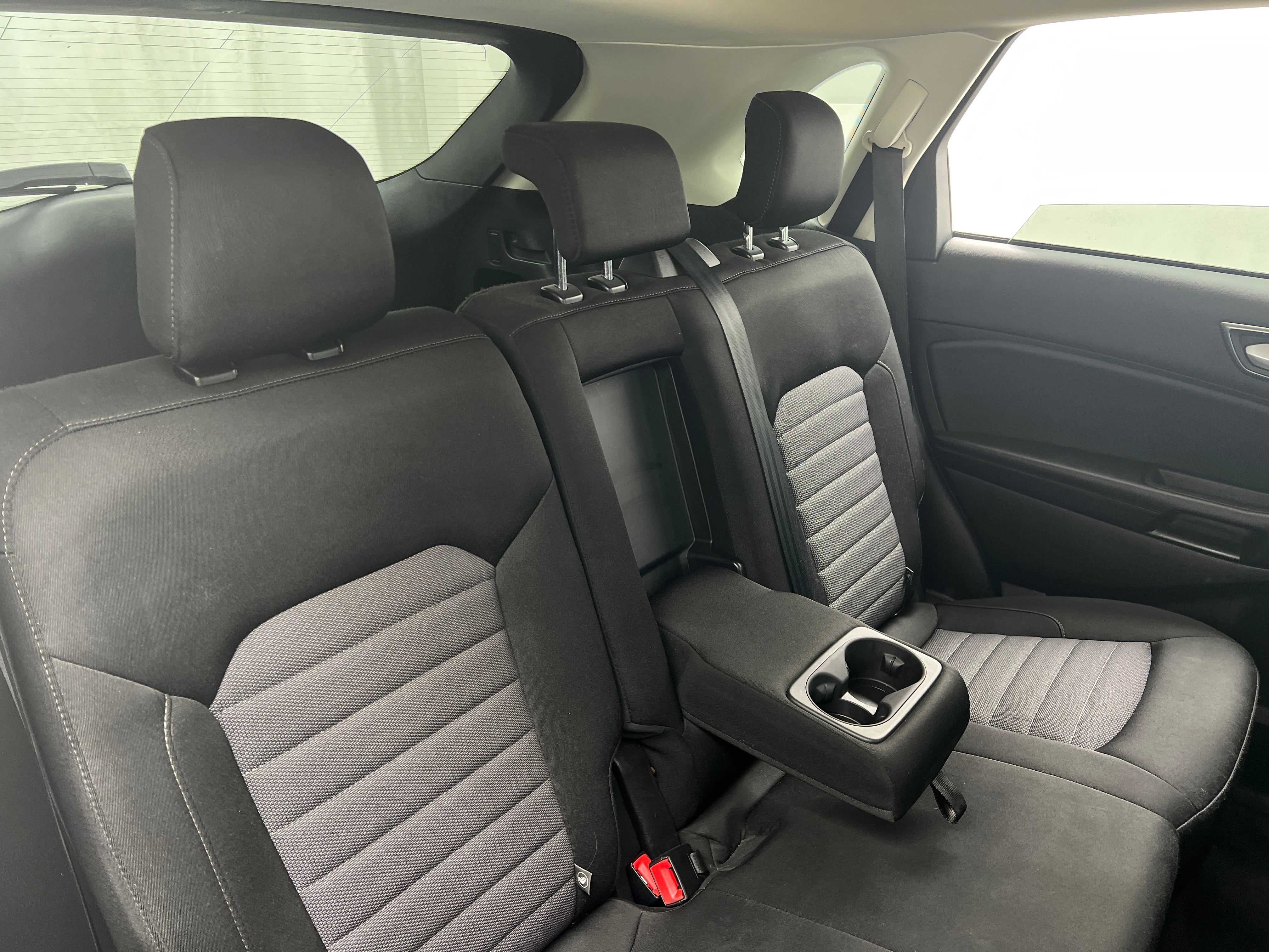 2022 Ford Edge SE 6