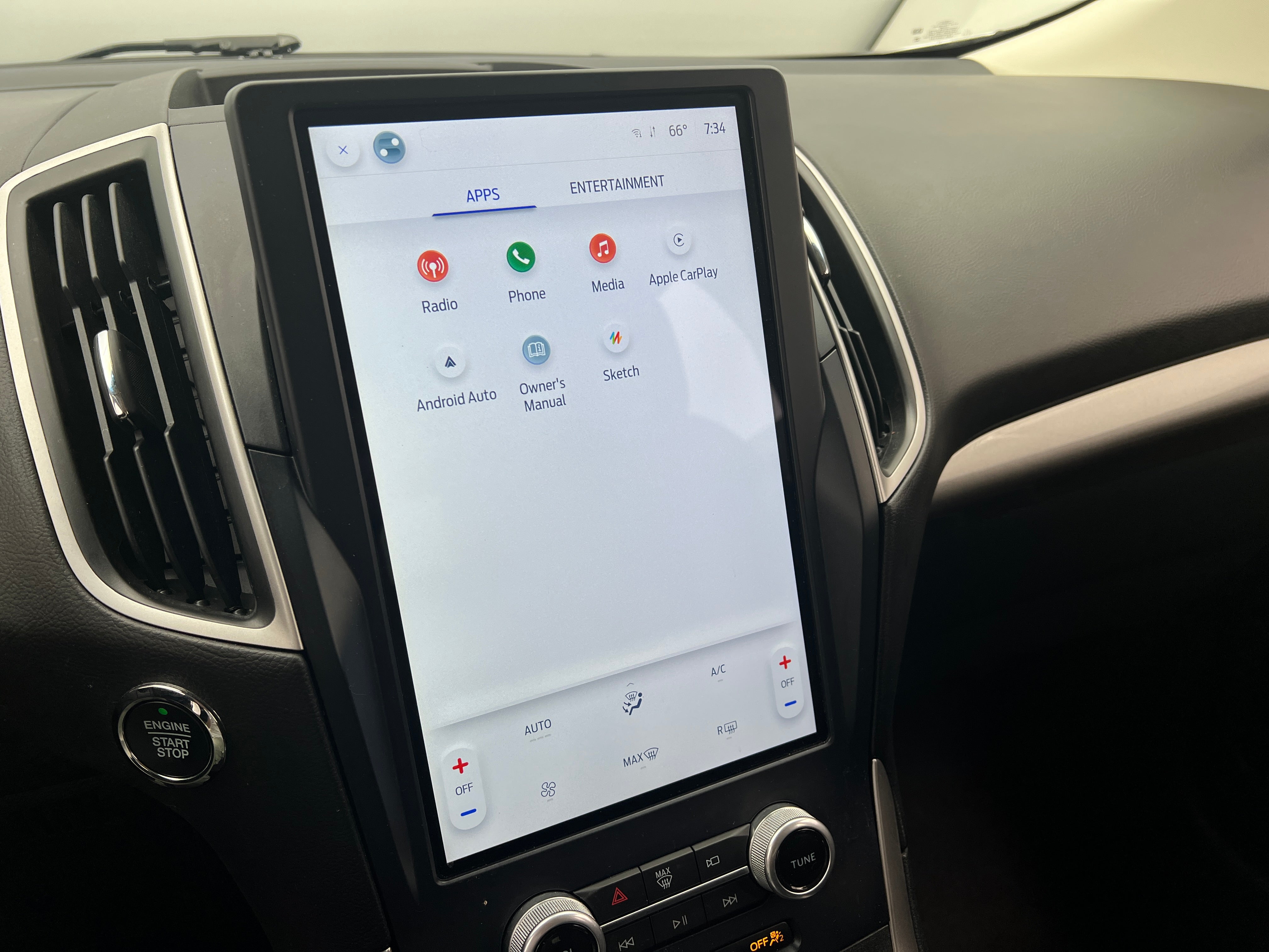 2022 Ford Edge SE 4
