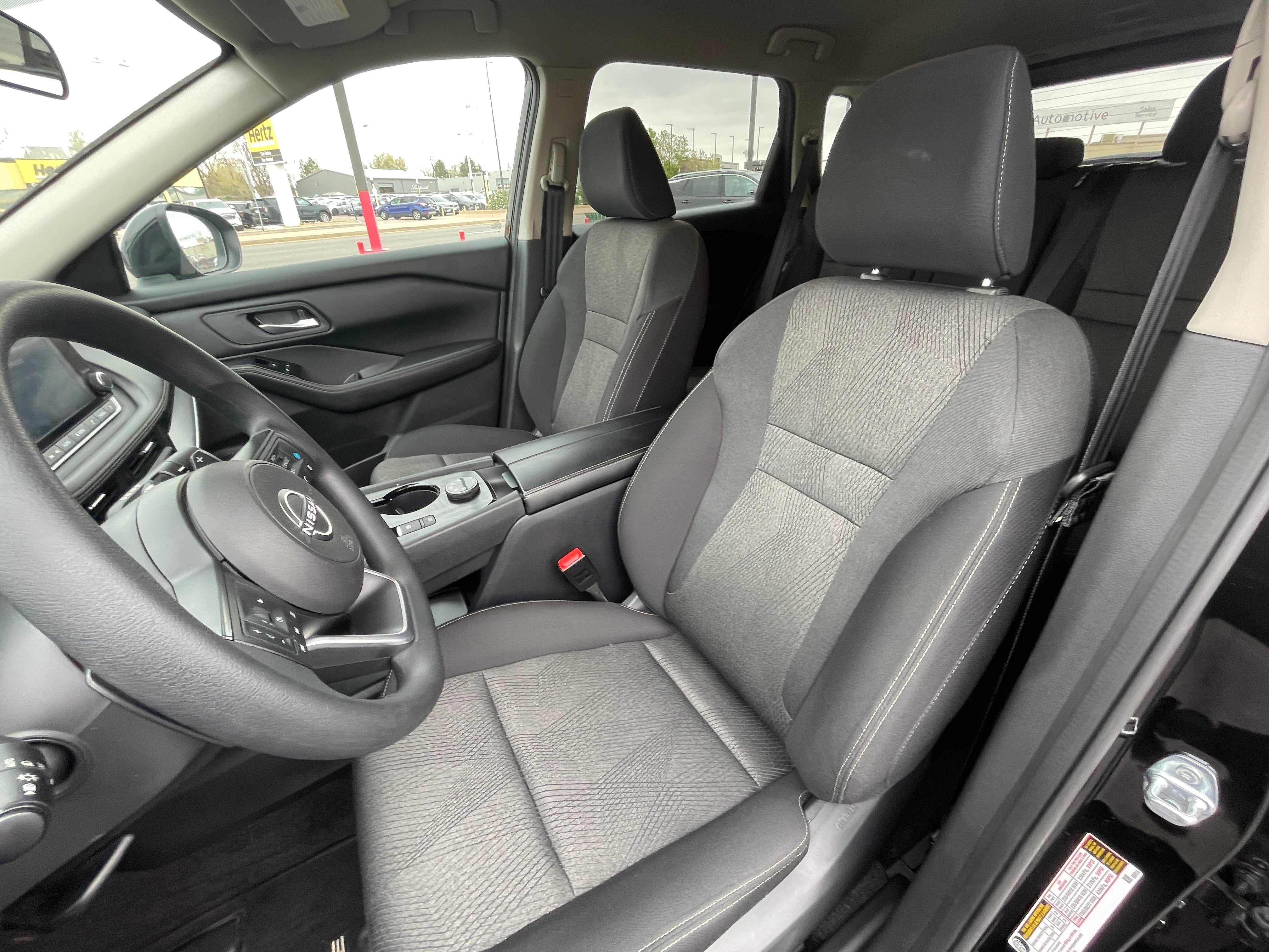 2024 Nissan Rogue SV 2