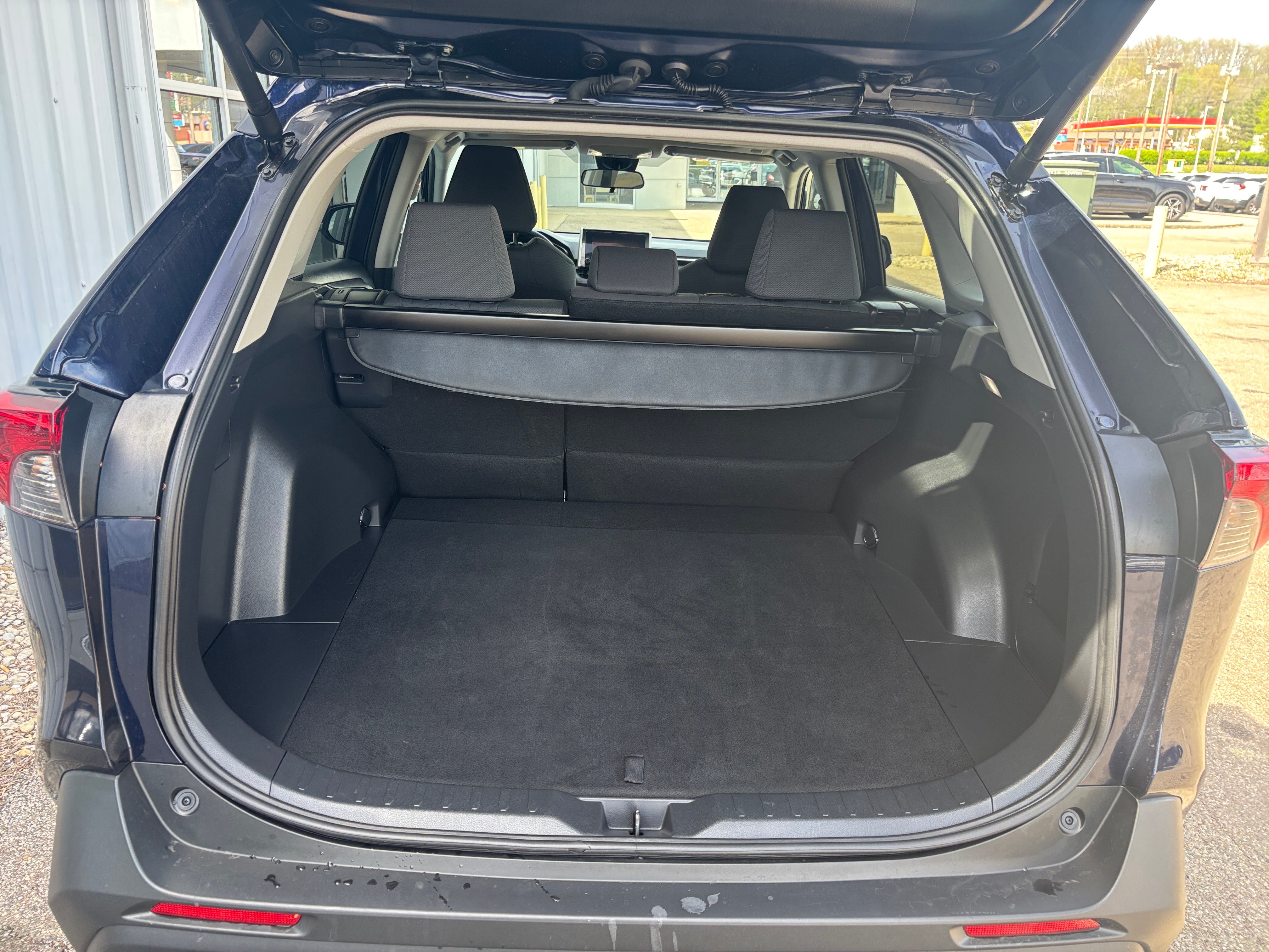 2024 Toyota RAV4 XLE 6