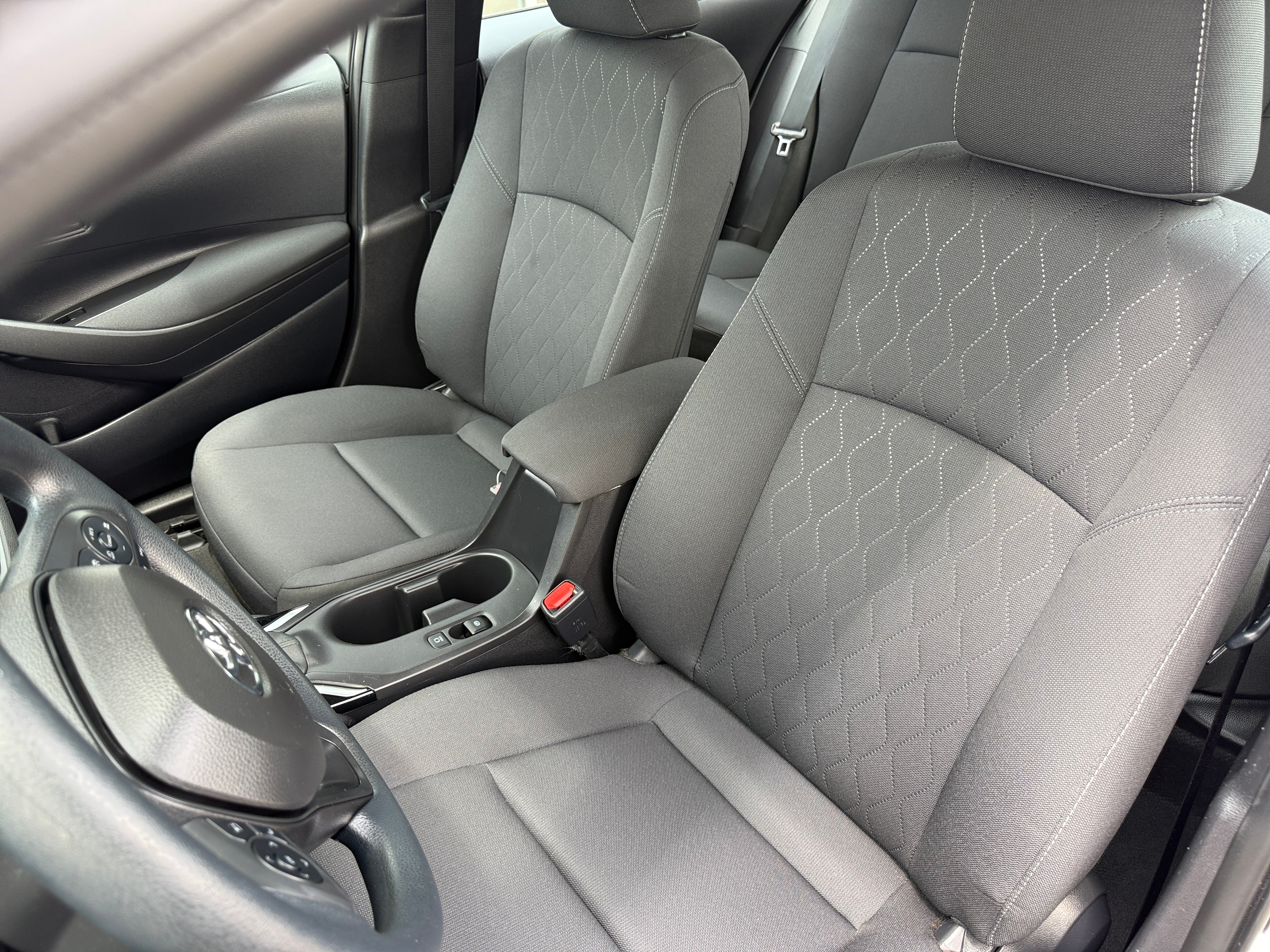 2024 Toyota Corolla LE 2