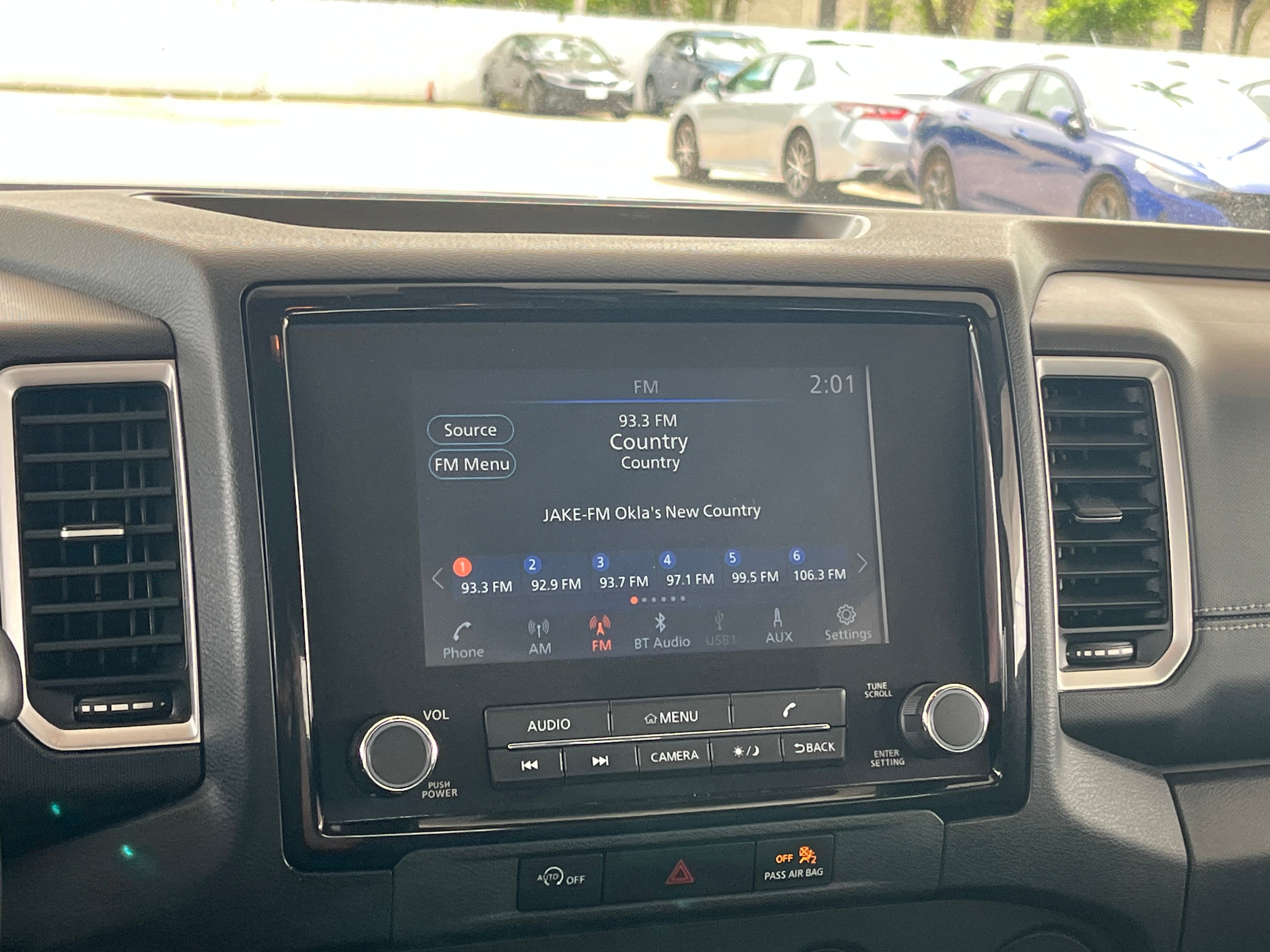 2023 Nissan Frontier SV 4