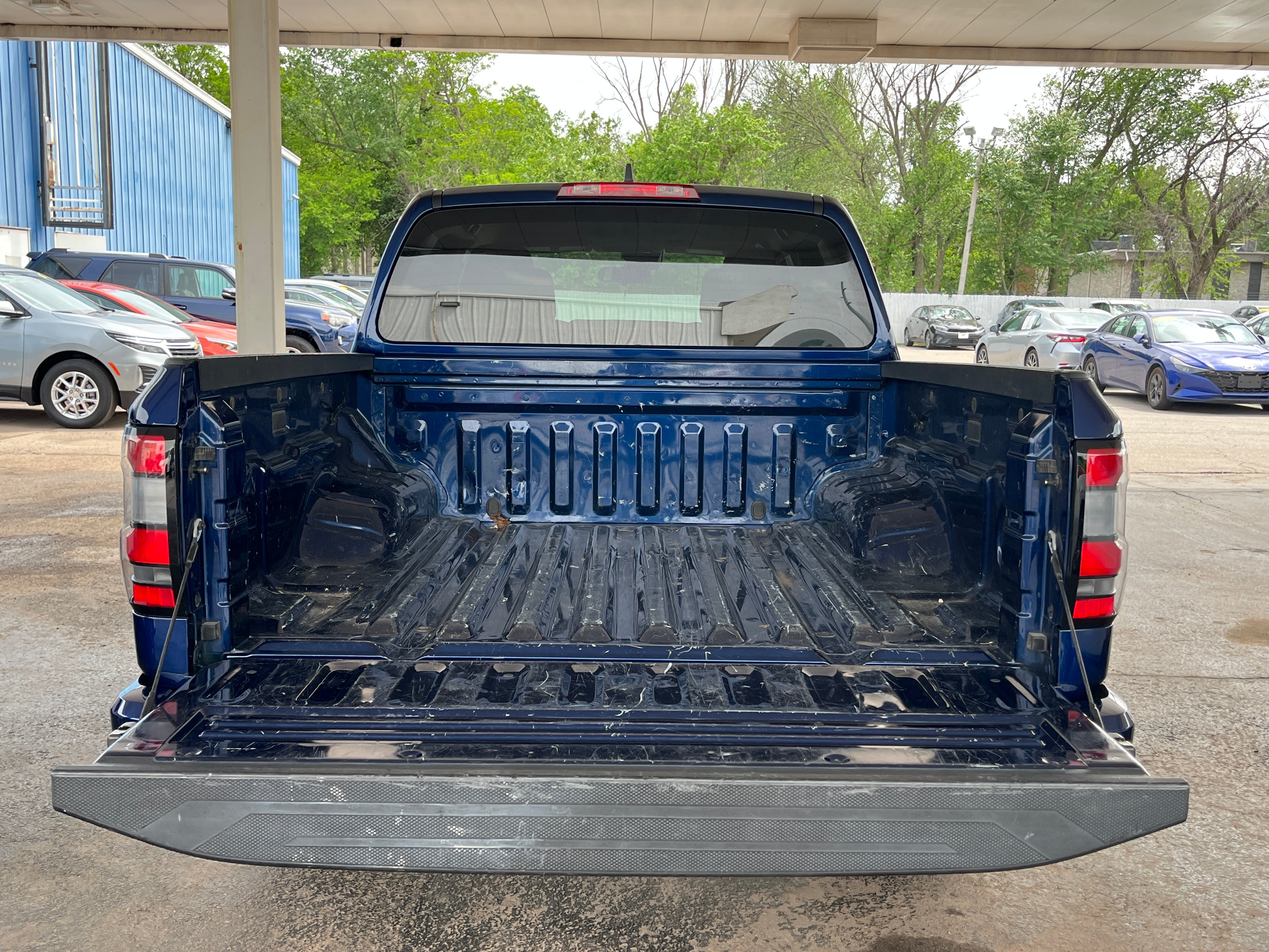 2023 Nissan Frontier SV 6