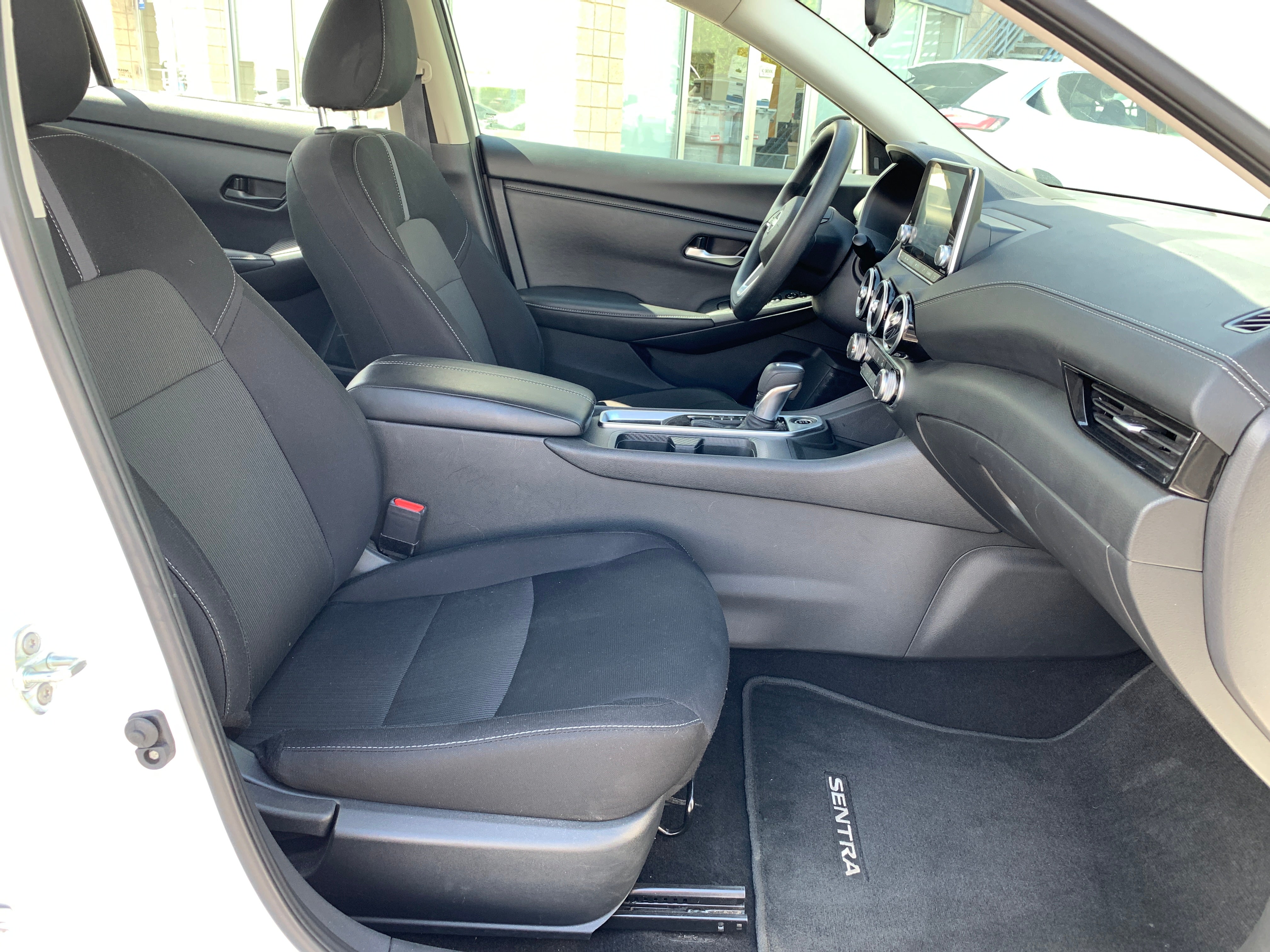 2024 Nissan Sentra SV 2