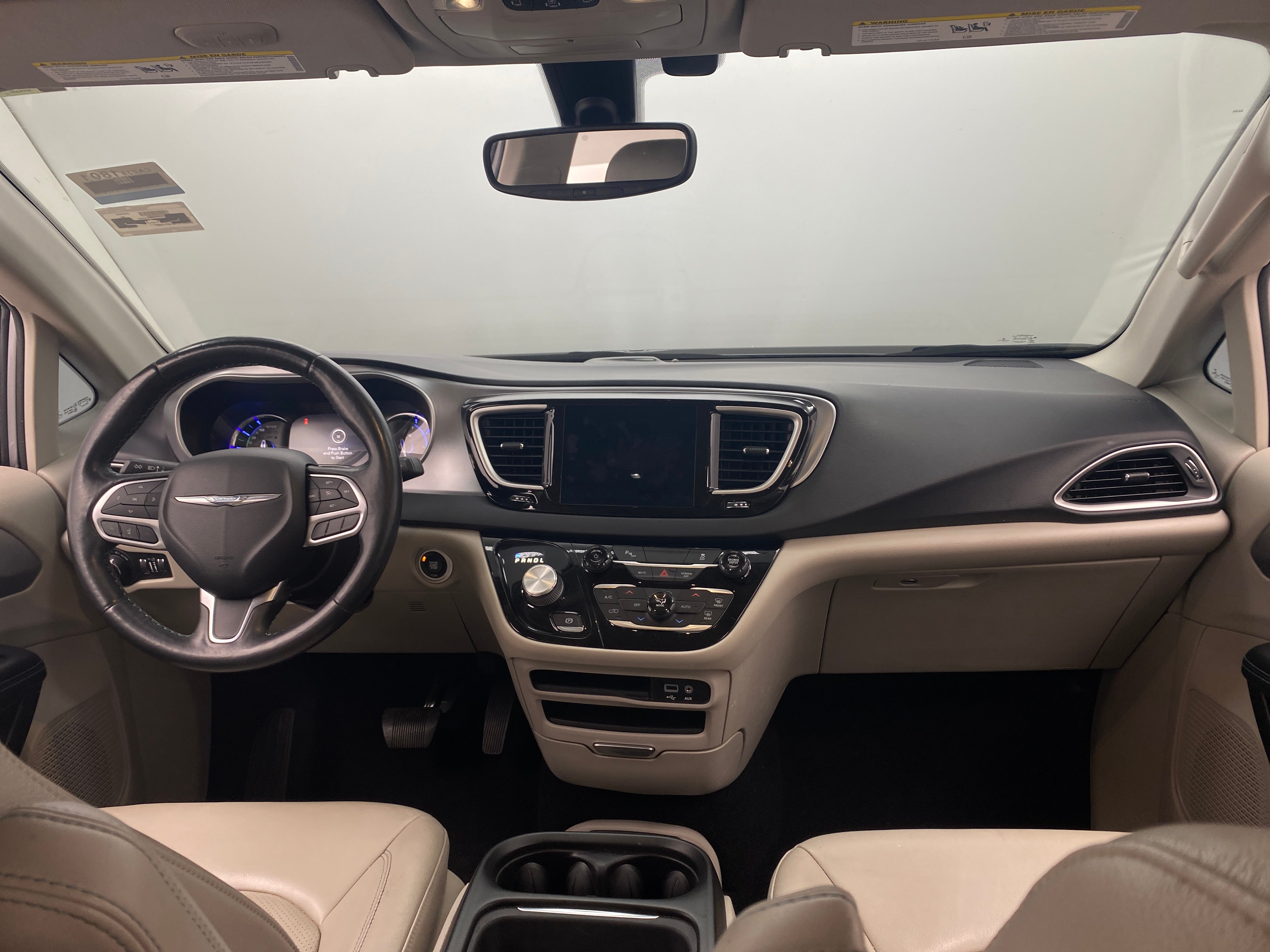 2020 Chrysler Pacifica Hybrid Touring L 2