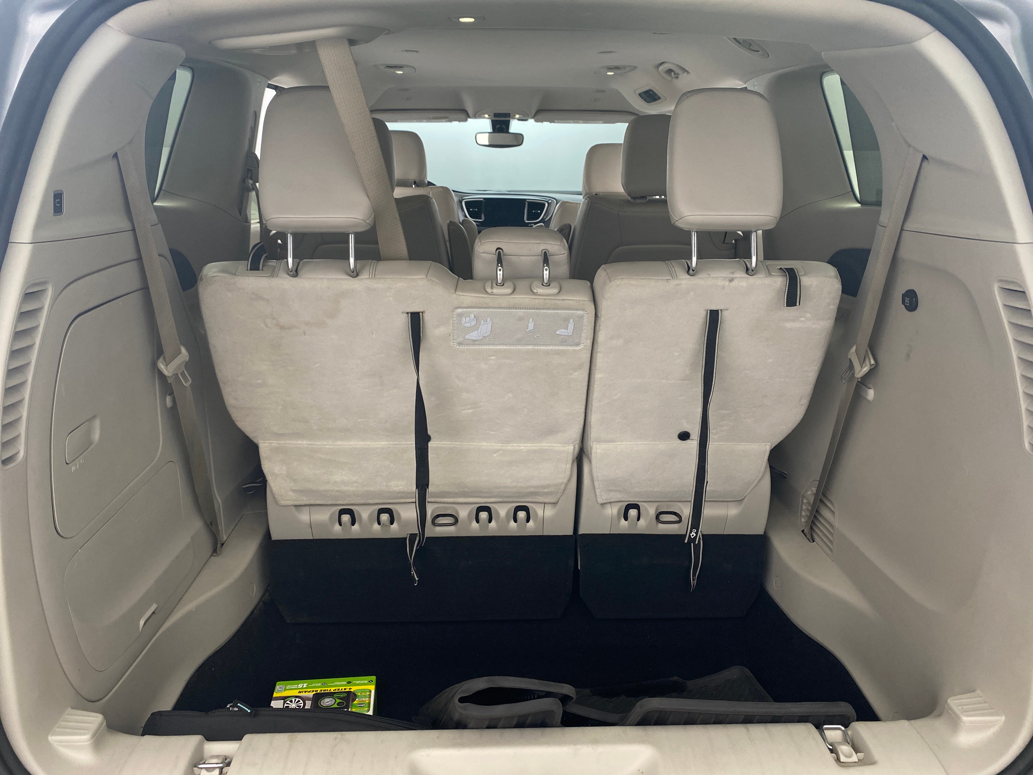 2020 Chrysler Pacifica Hybrid Touring L 6