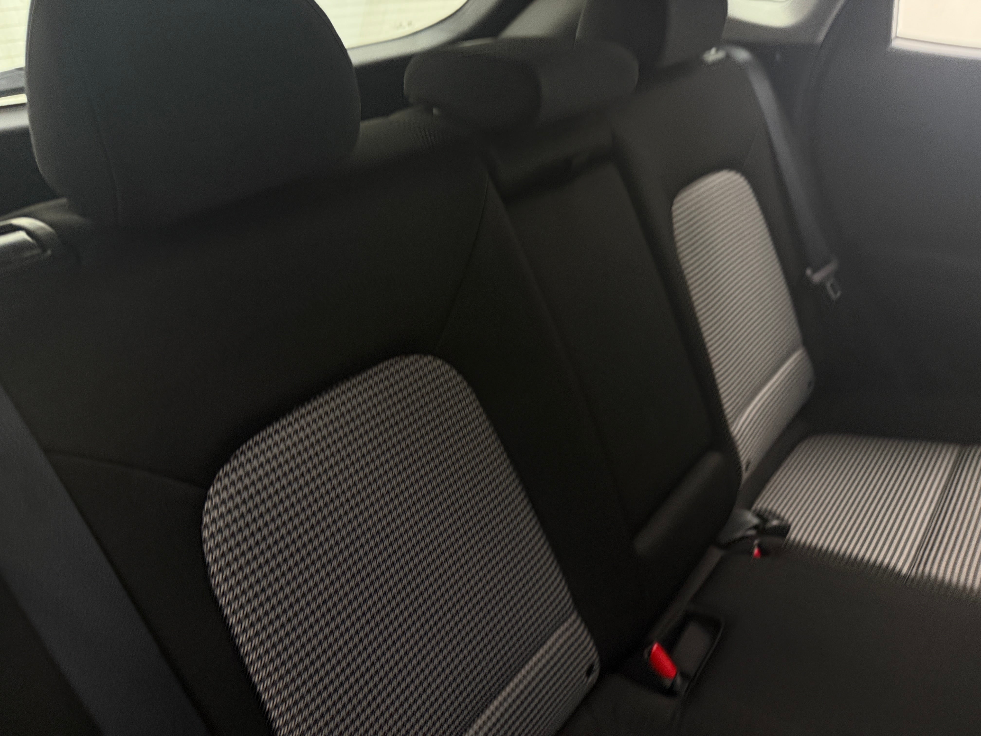 2021 Hyundai Kona SE 6