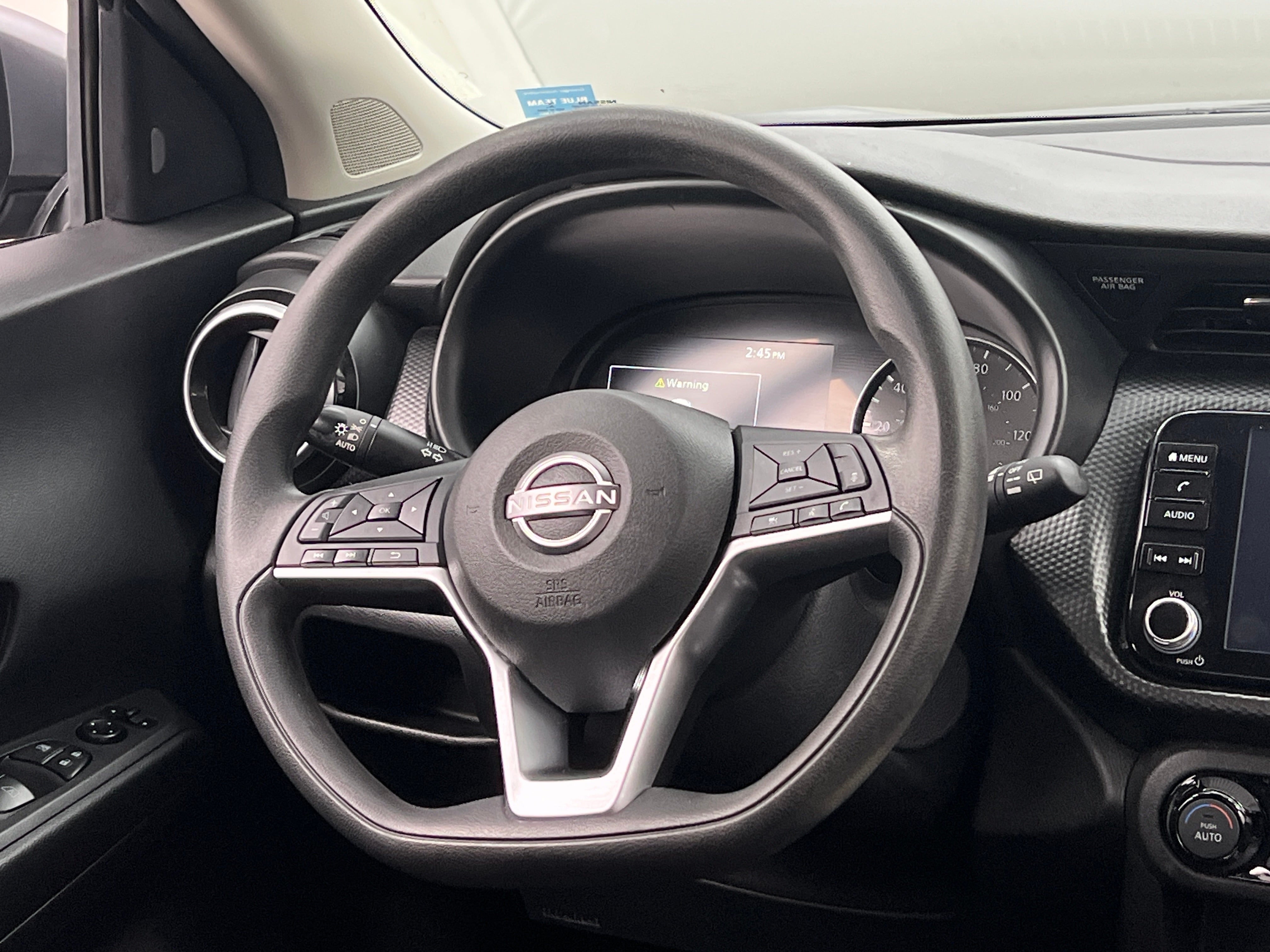 2022 Nissan Kicks SV 5
