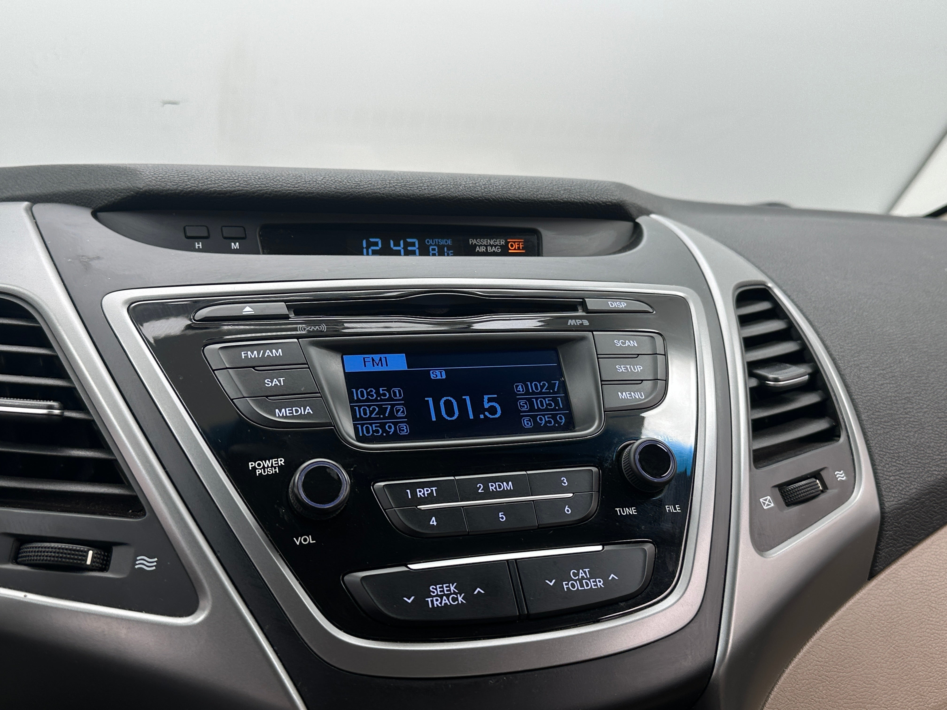 2016 Hyundai Elantra SE 4