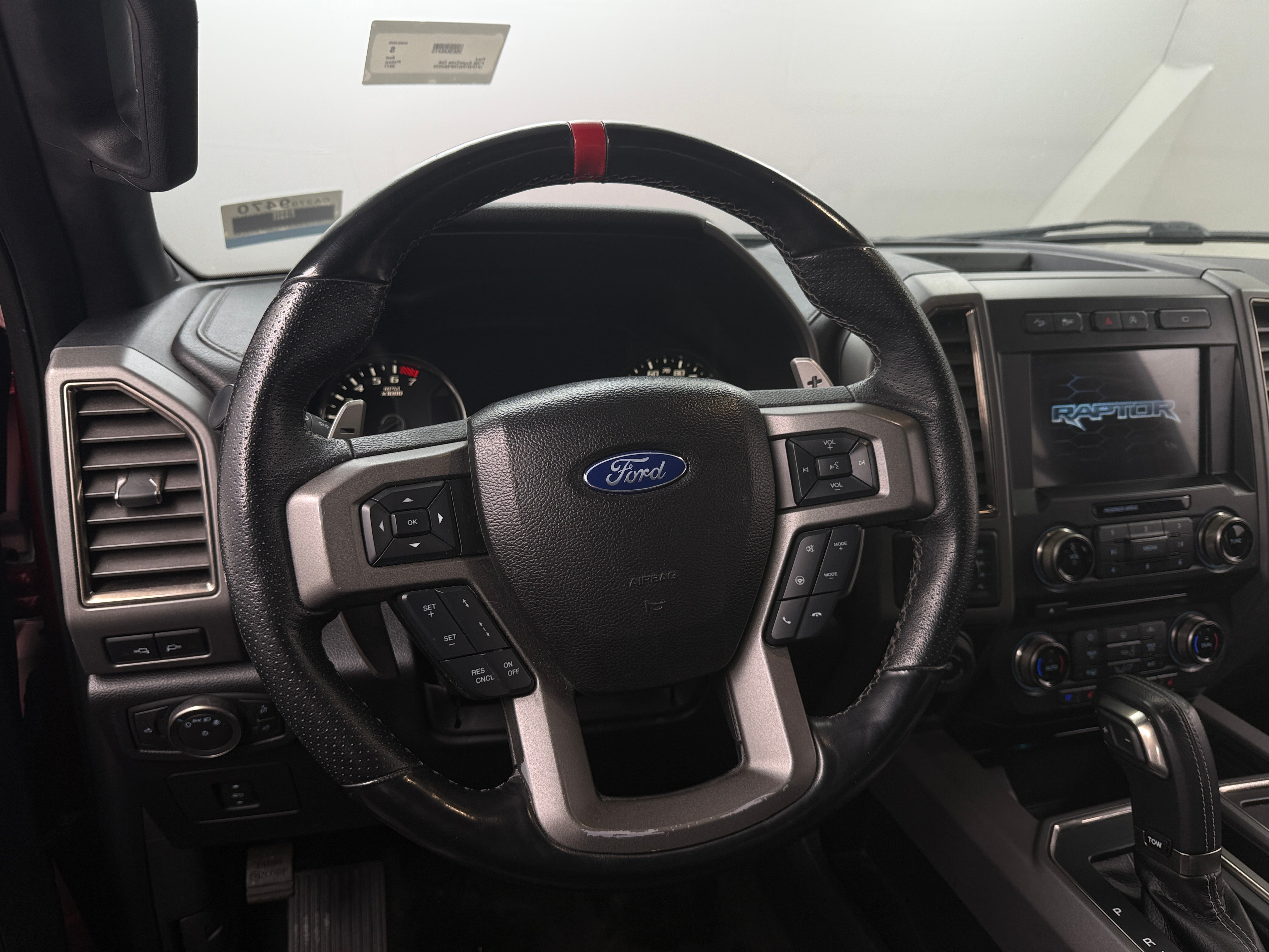 2017 Ford Econoline E-150 5