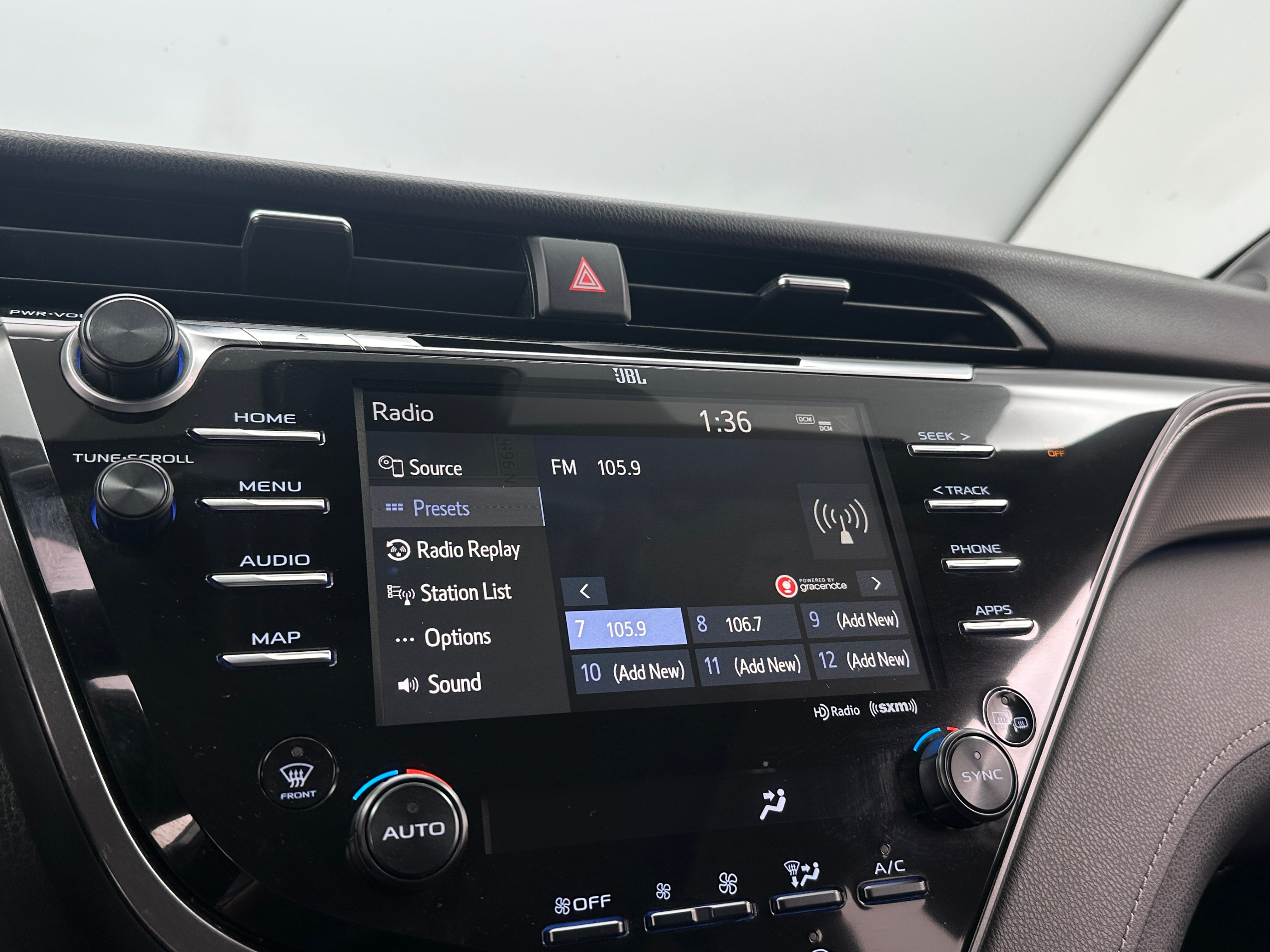 2019 Toyota Camry XSE 3