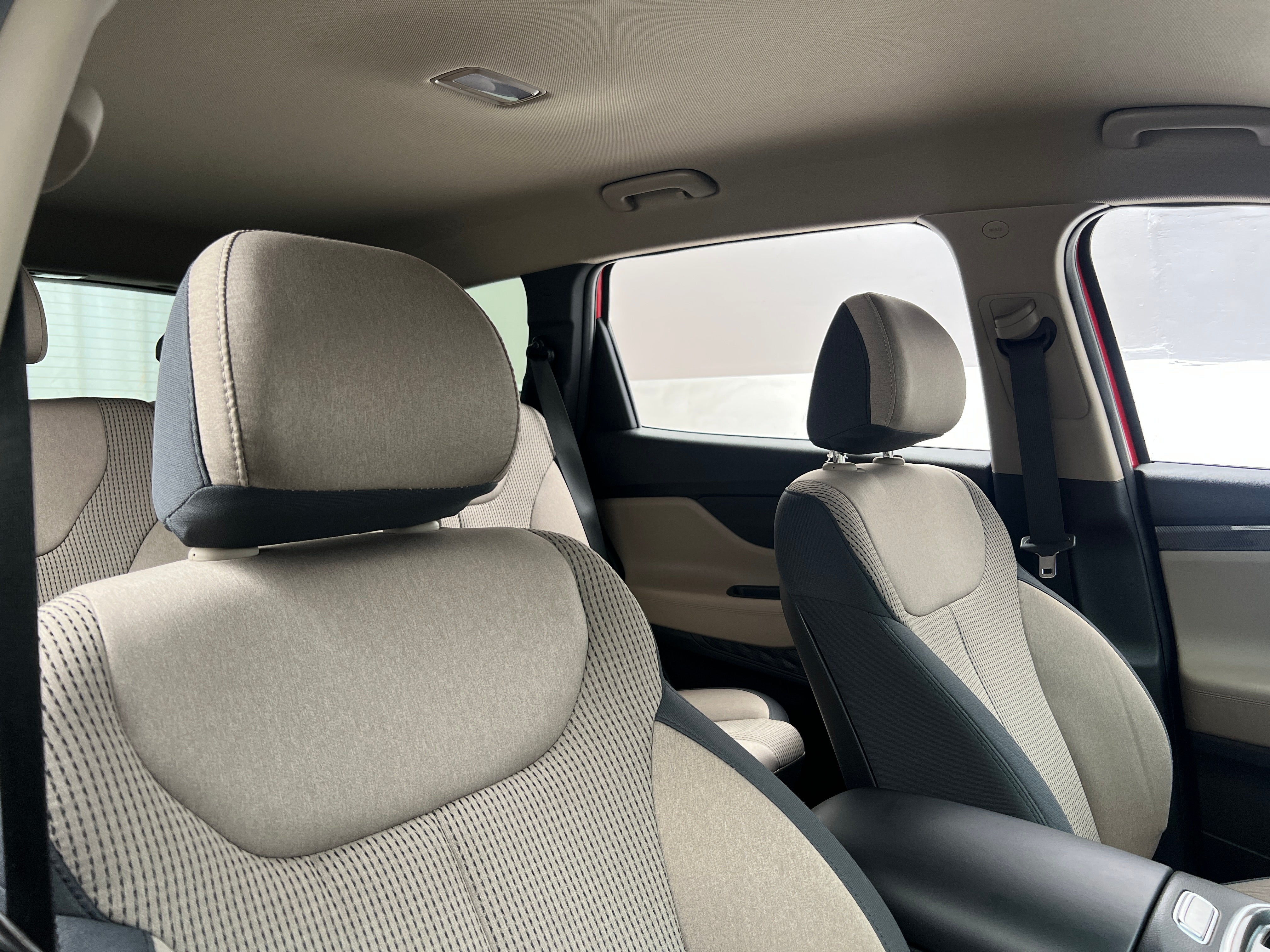 2023 Hyundai Santa Fe SE 2