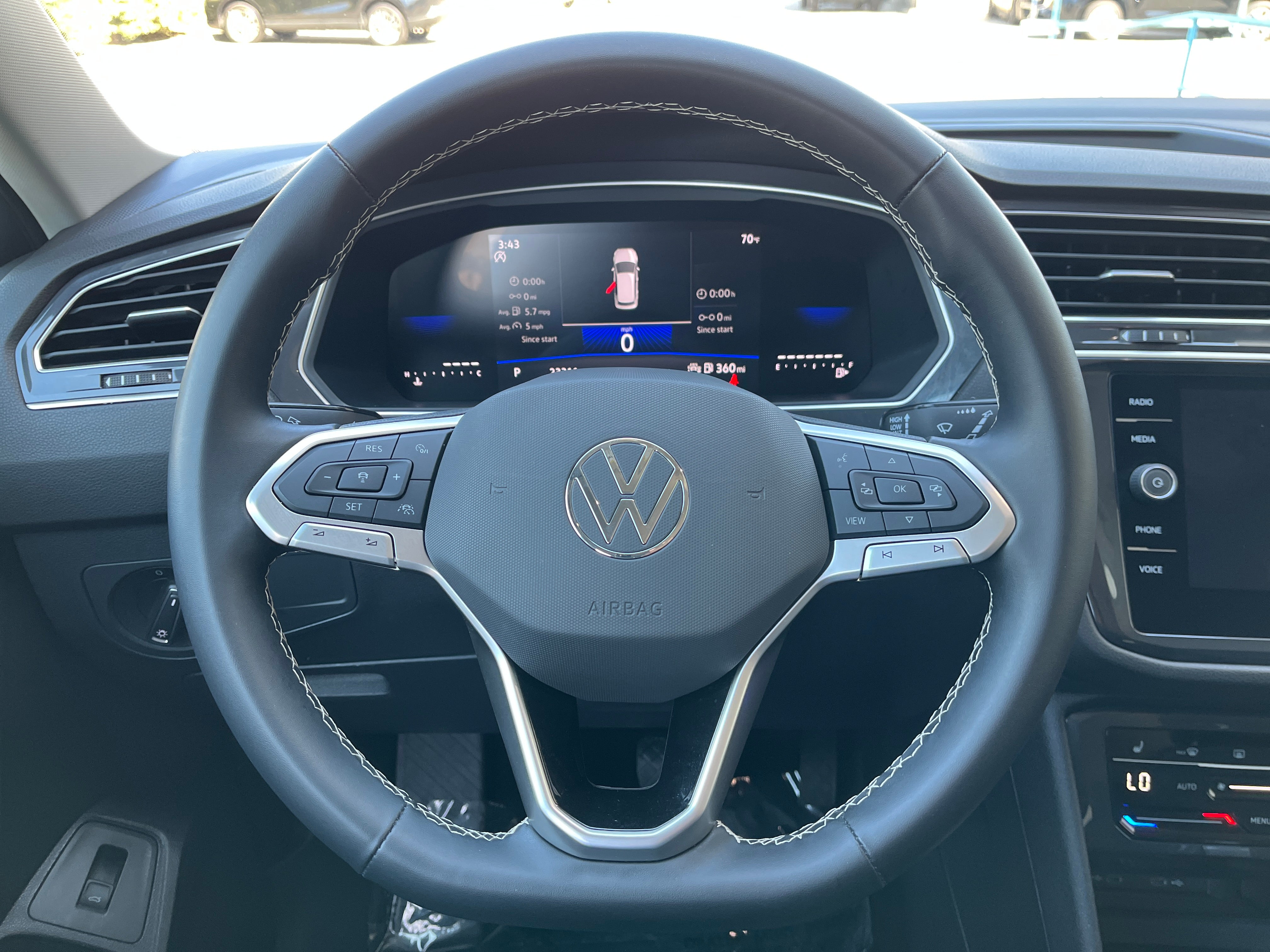 2024 Volkswagen Tiguan SE 5