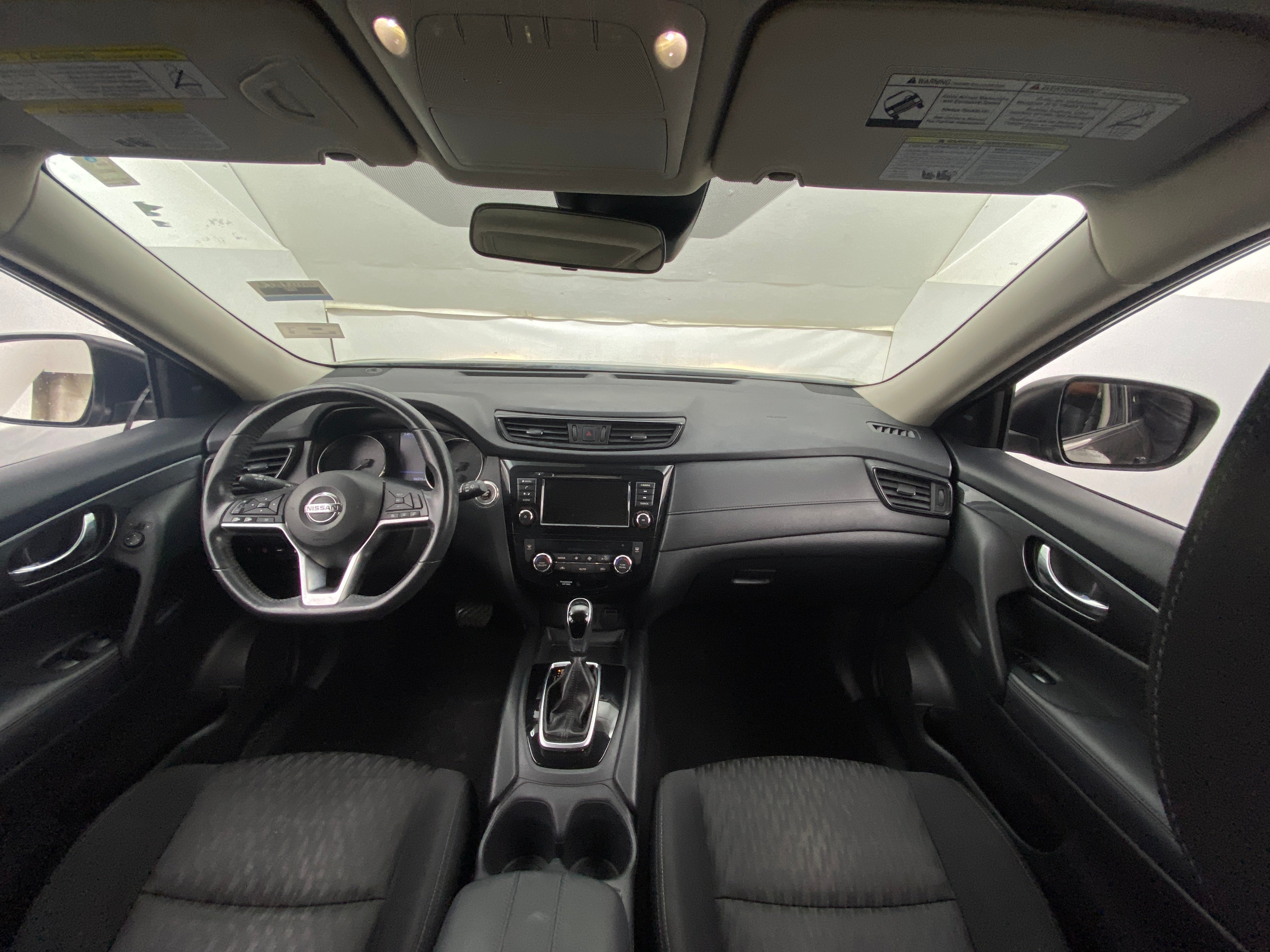 2019 Nissan Rogue SV 3