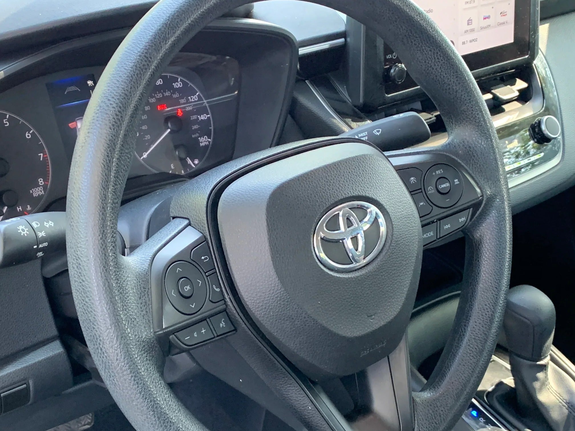 2023 Toyota Corolla LE 4