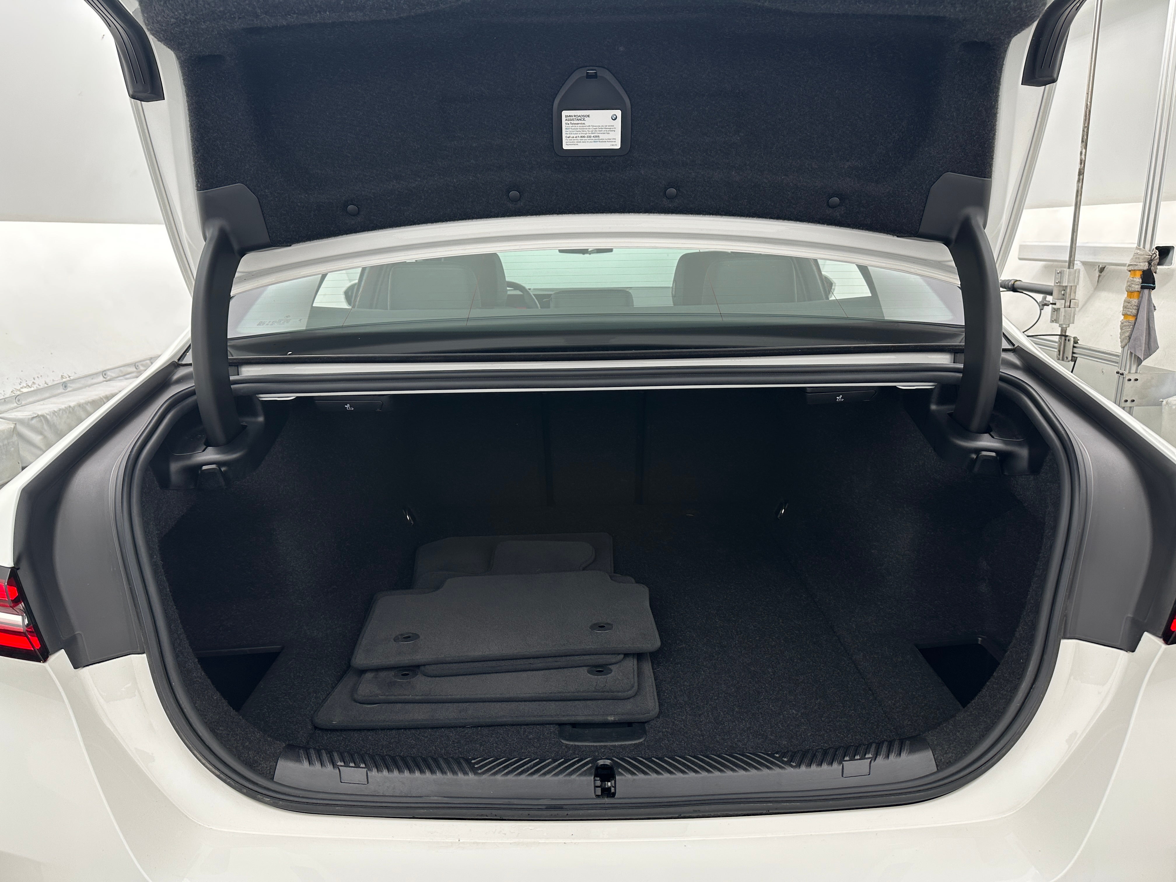 2024 BMW i5 eDrive40 6