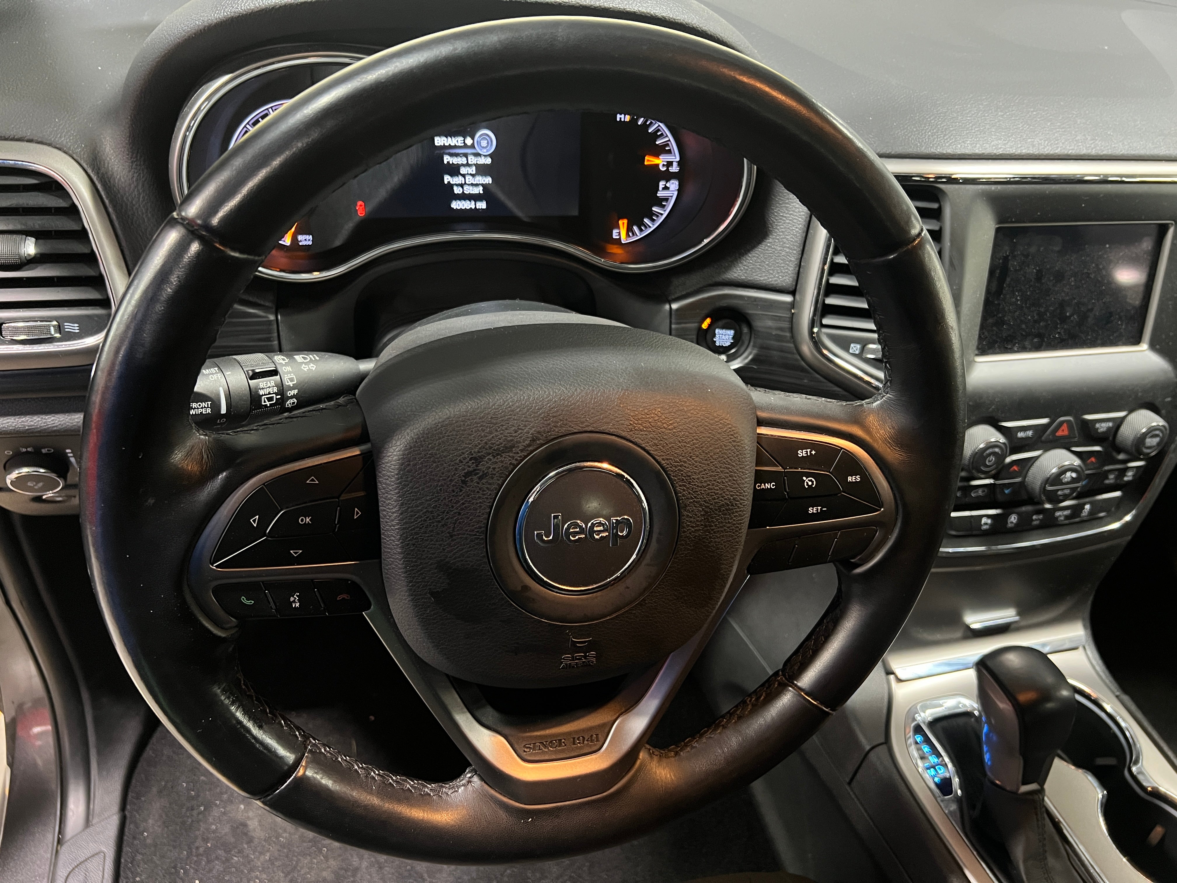 2021 Jeep Grand Cherokee Laredo 5