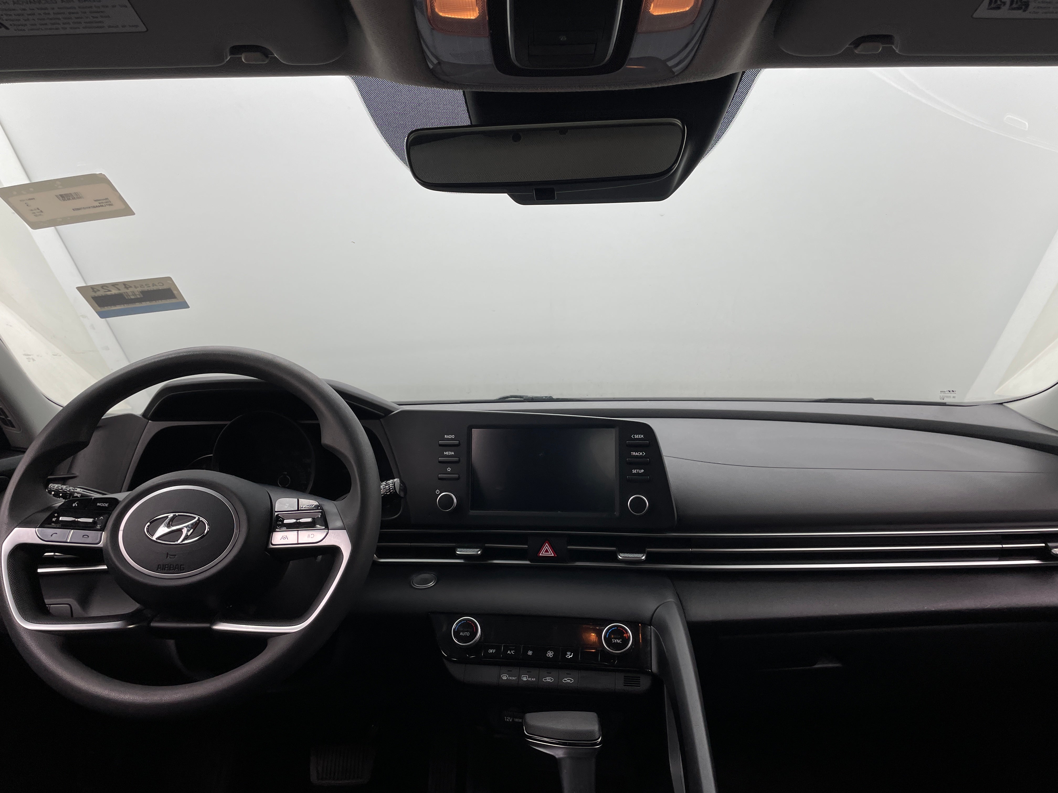 2022 Hyundai Elantra SEL 3