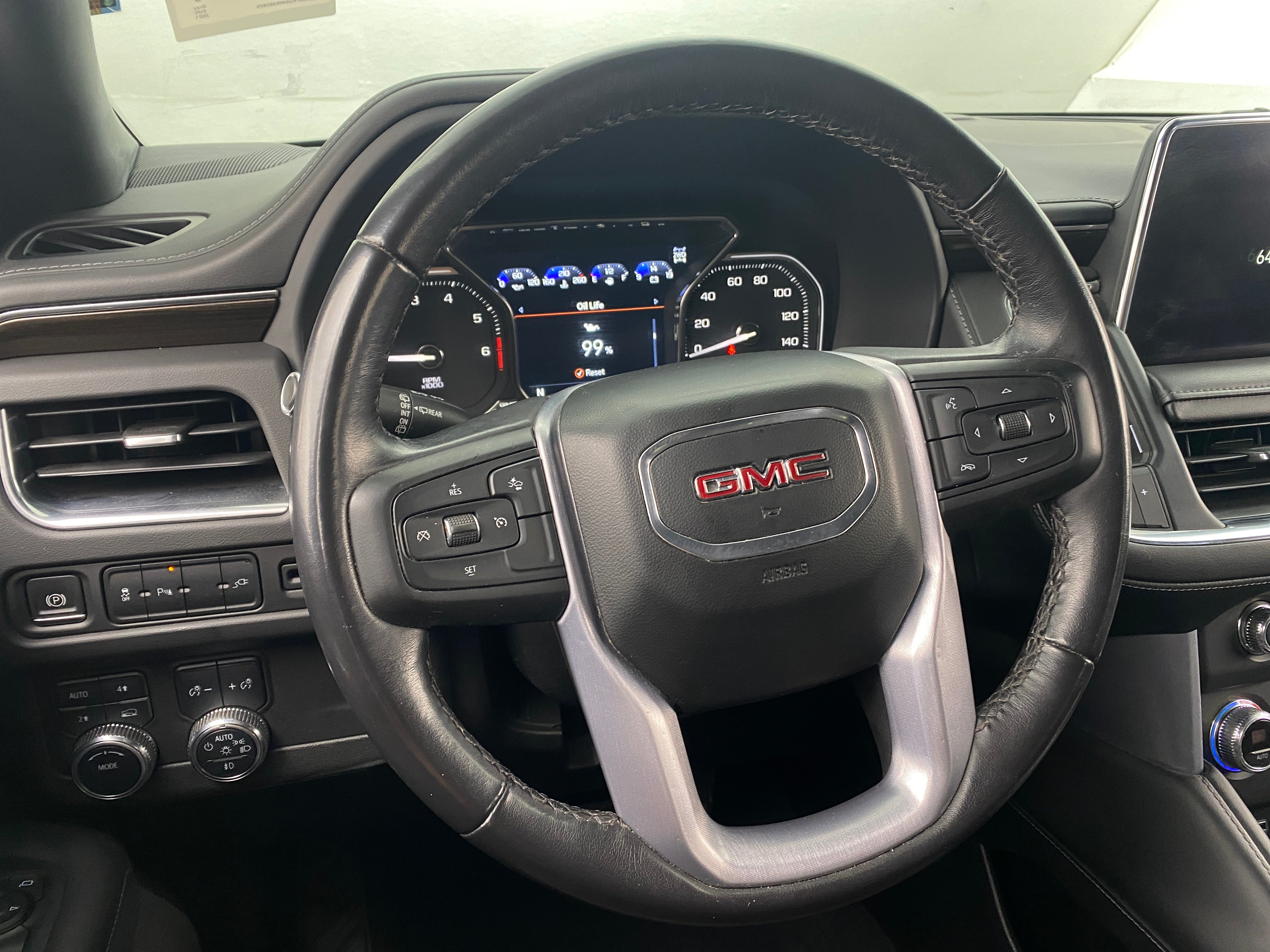 2021 GMC Yukon XL SLE 5