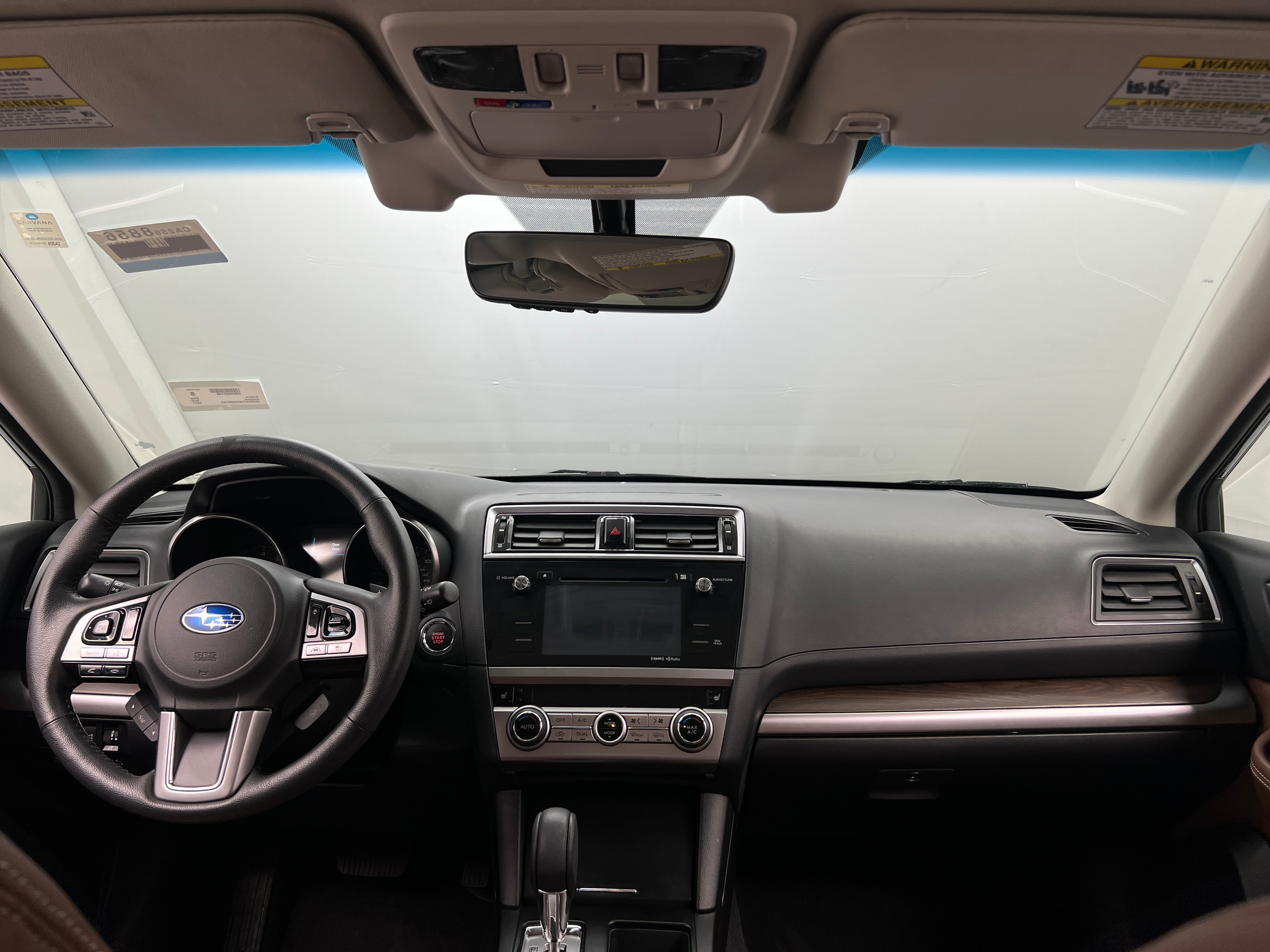 2017 Subaru Outback 2.5i Touring 2
