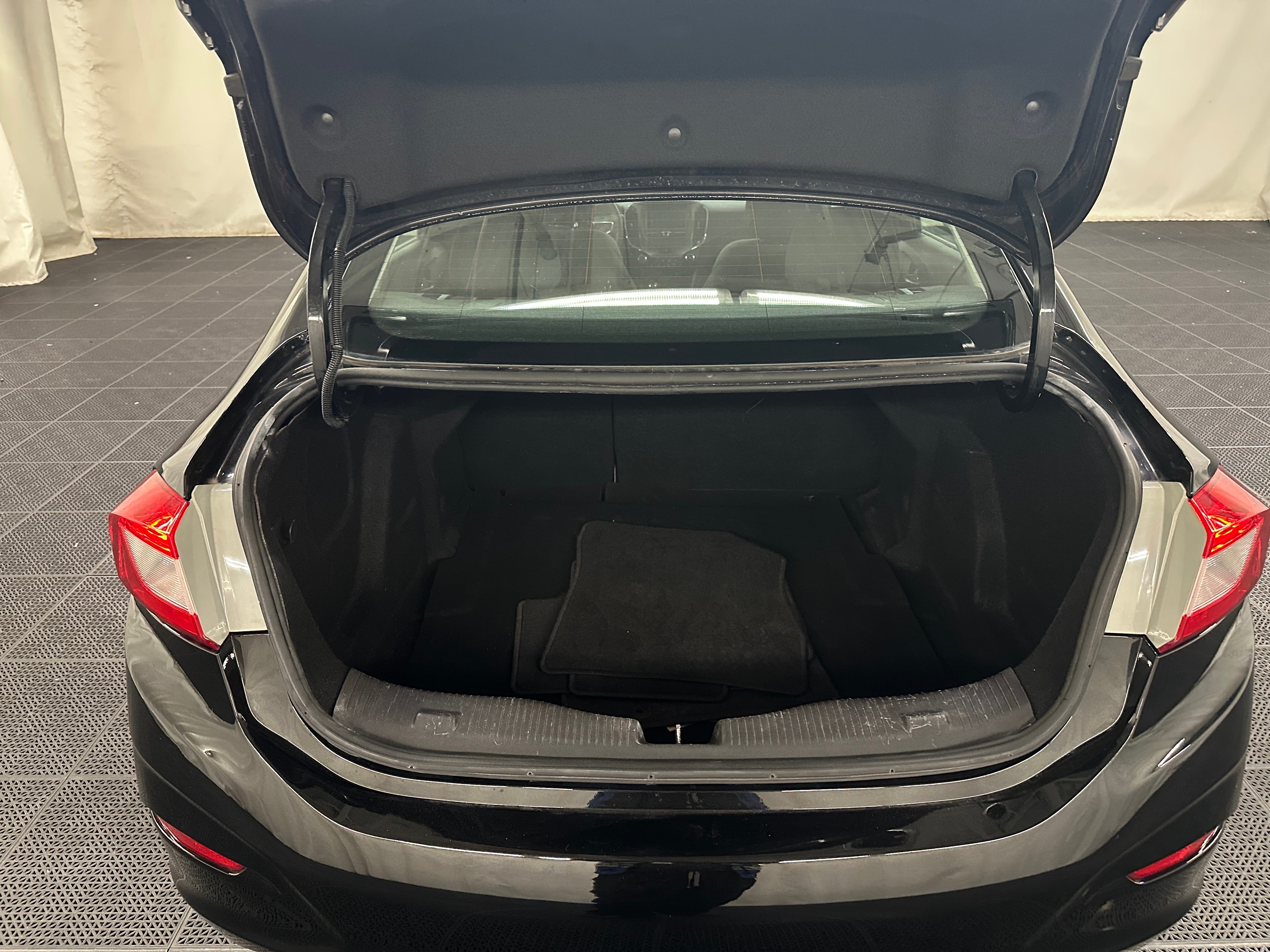 2017 Chevrolet Cruze LT 7