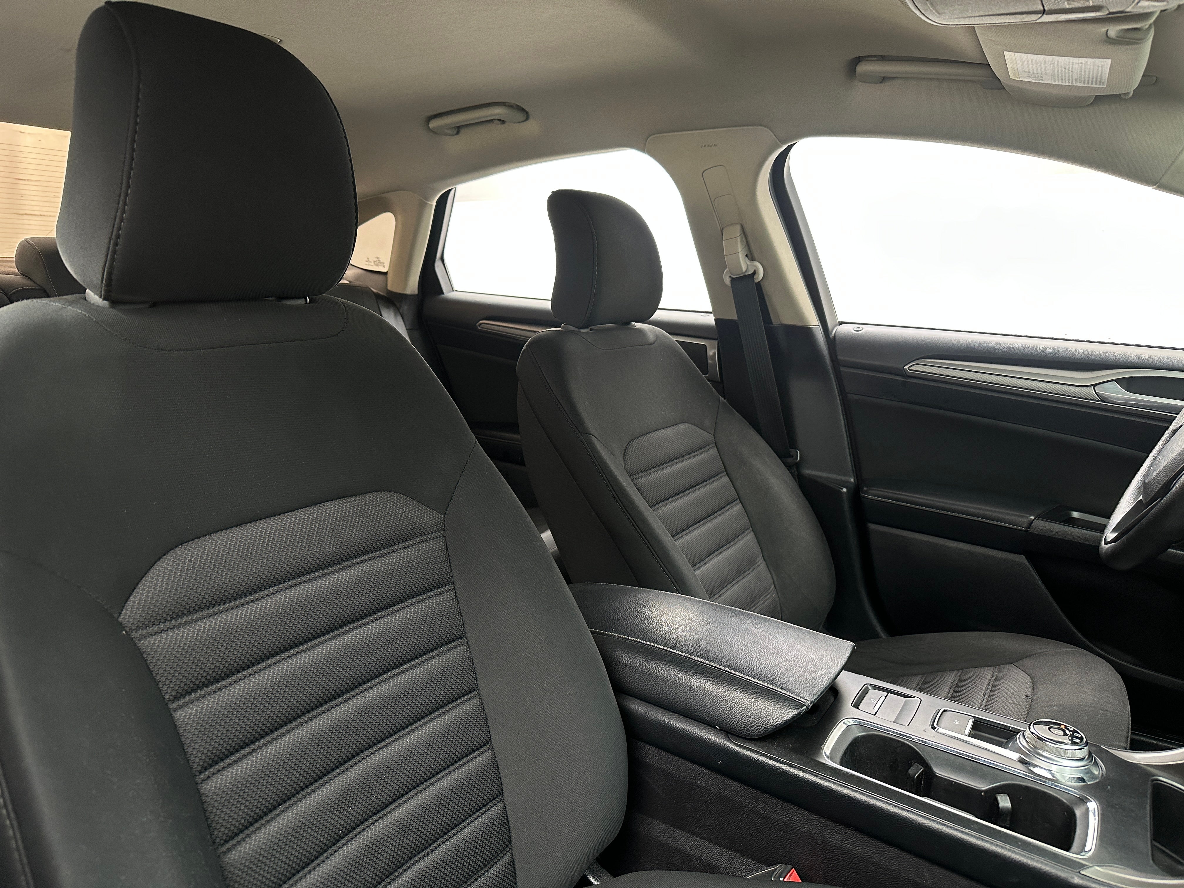 2017 Ford Fusion SE 2