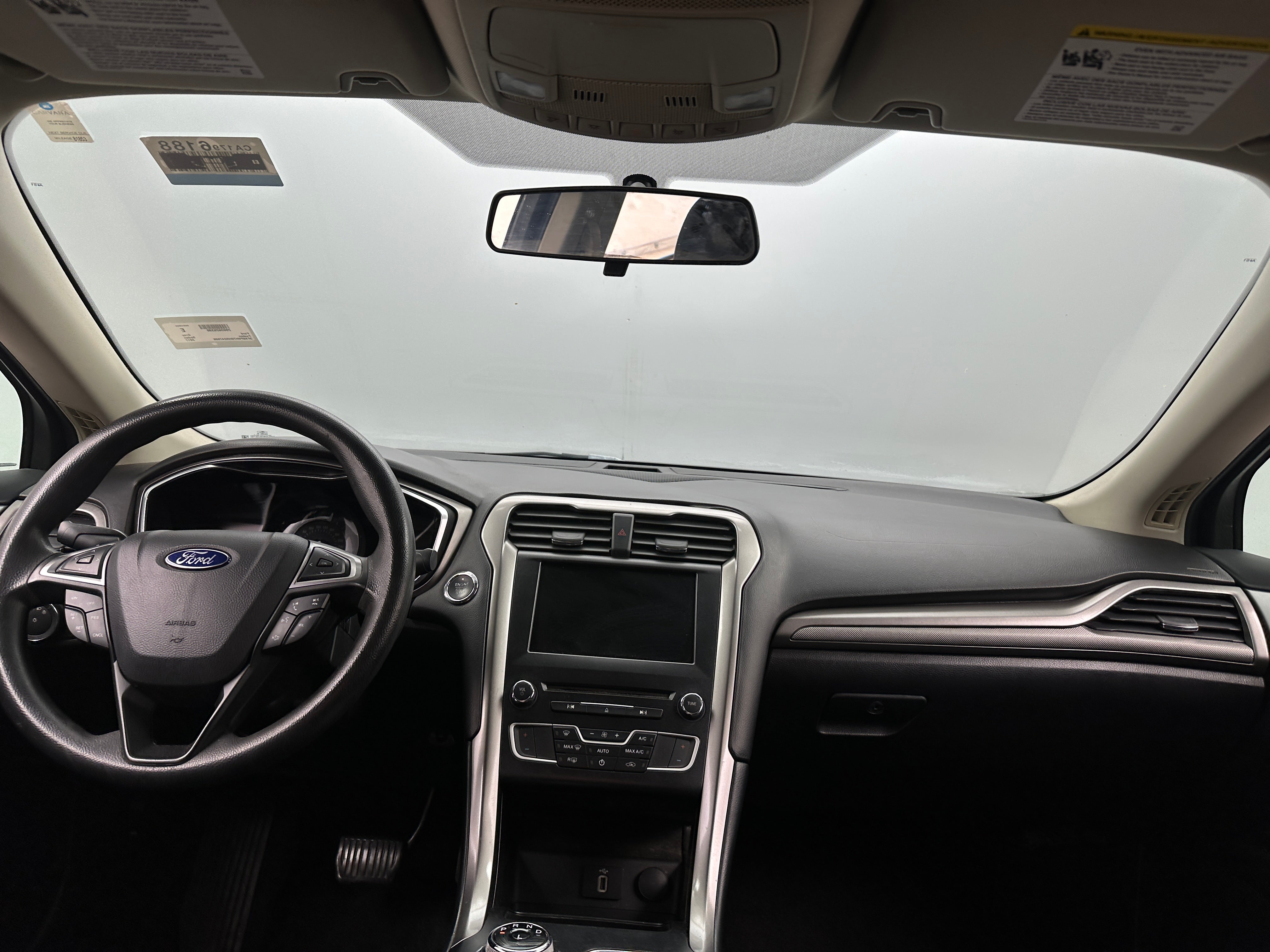 2017 Ford Fusion SE 3