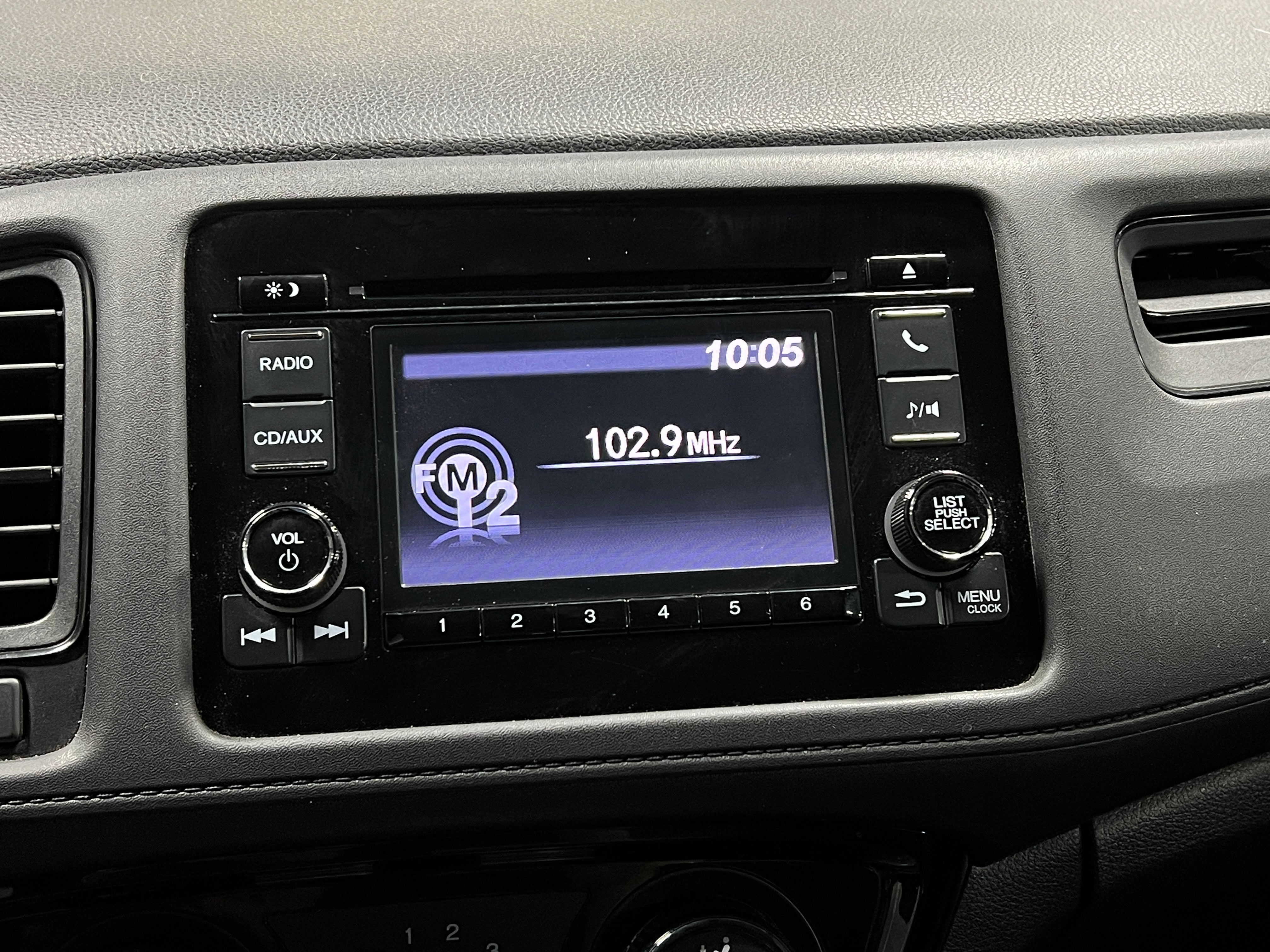 2016 Honda HR-V LX 4
