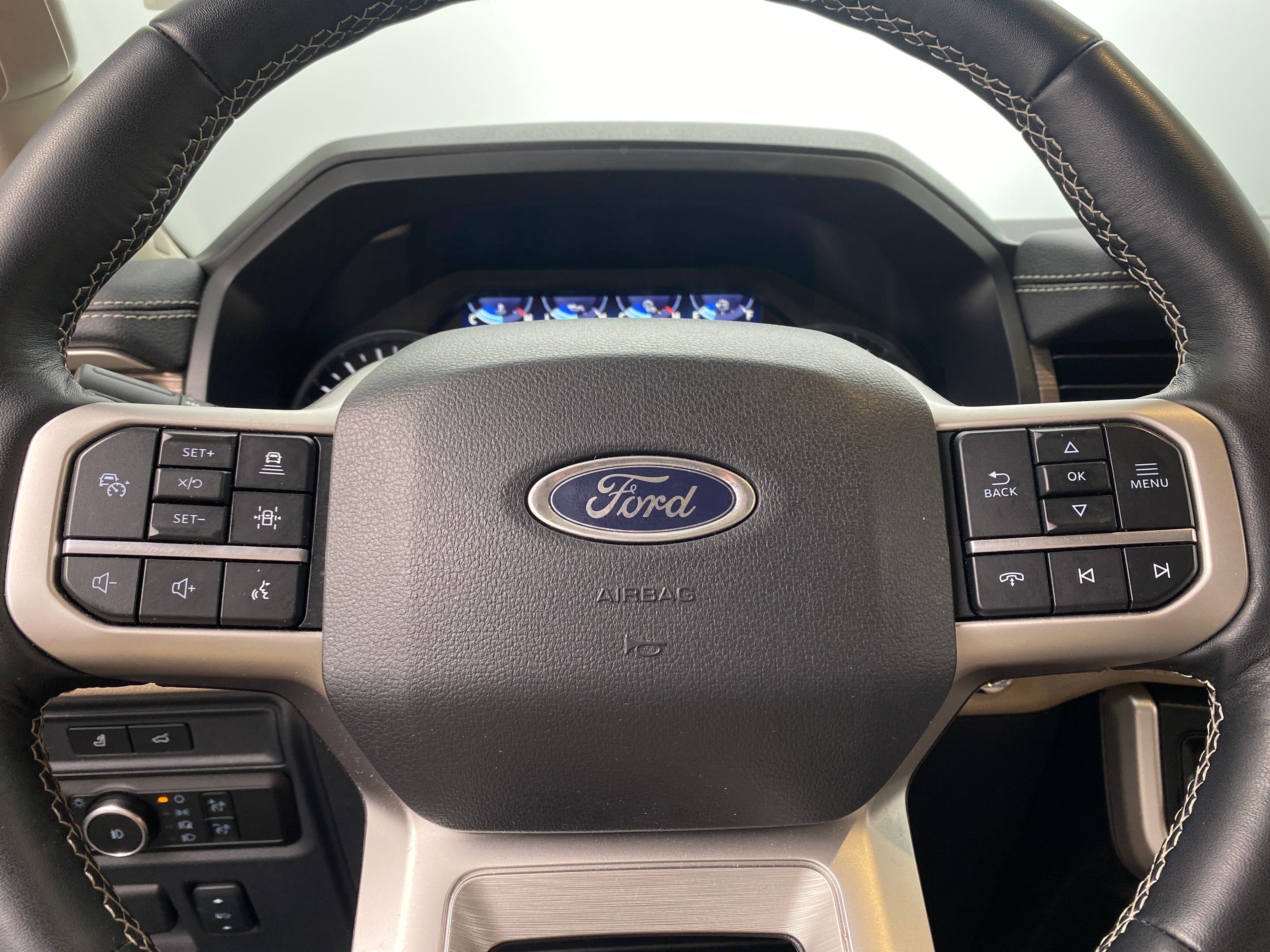 2024 Ford Expedition Limited 4