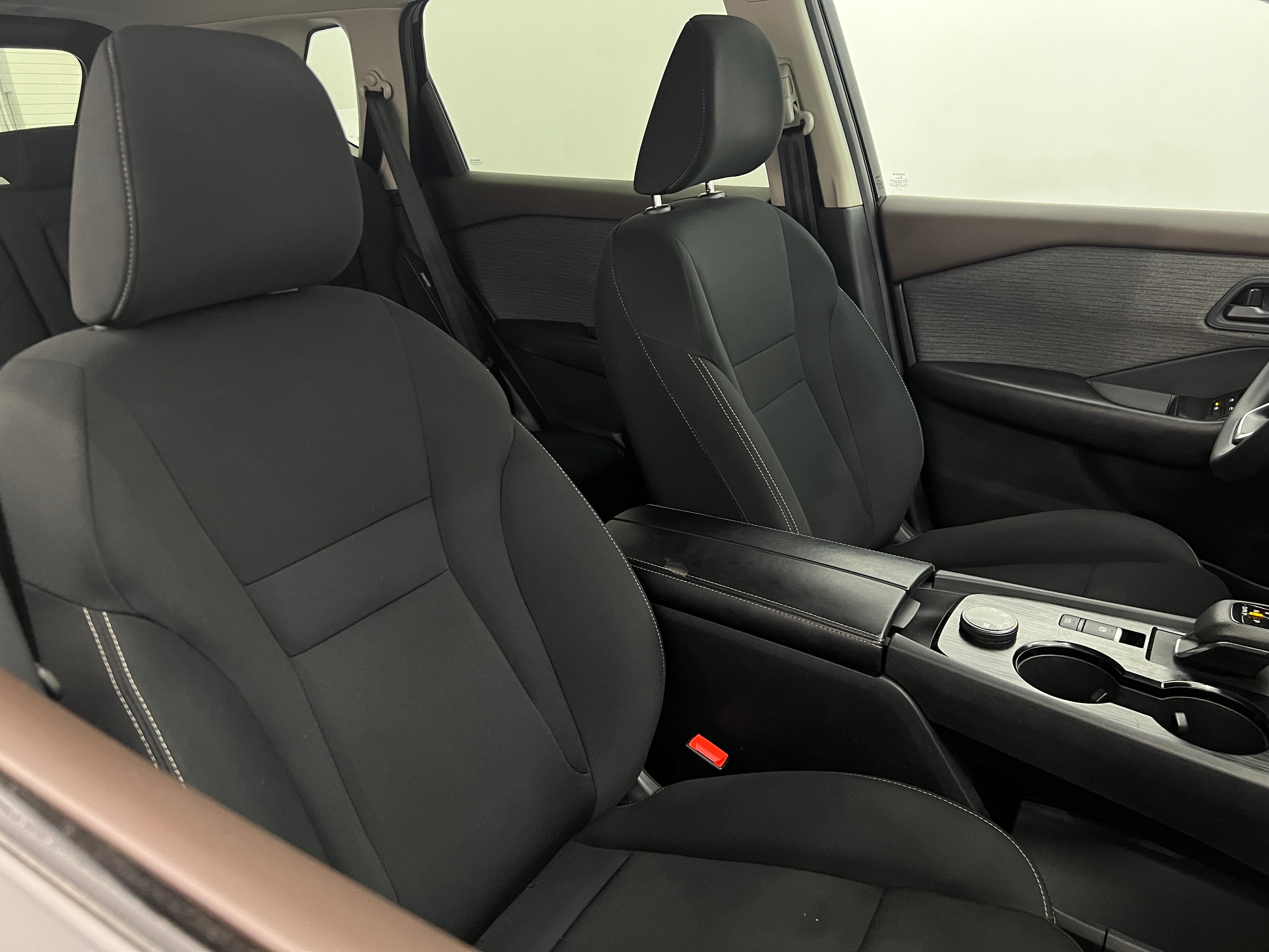 2023 Nissan Rogue S 2