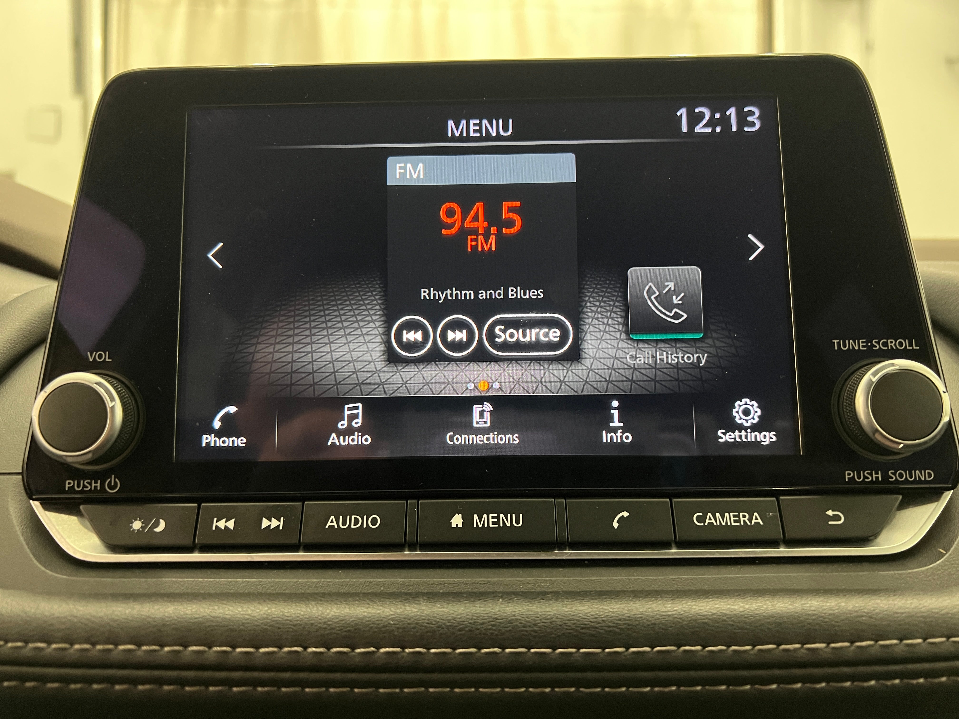 2023 Nissan Rogue S 4