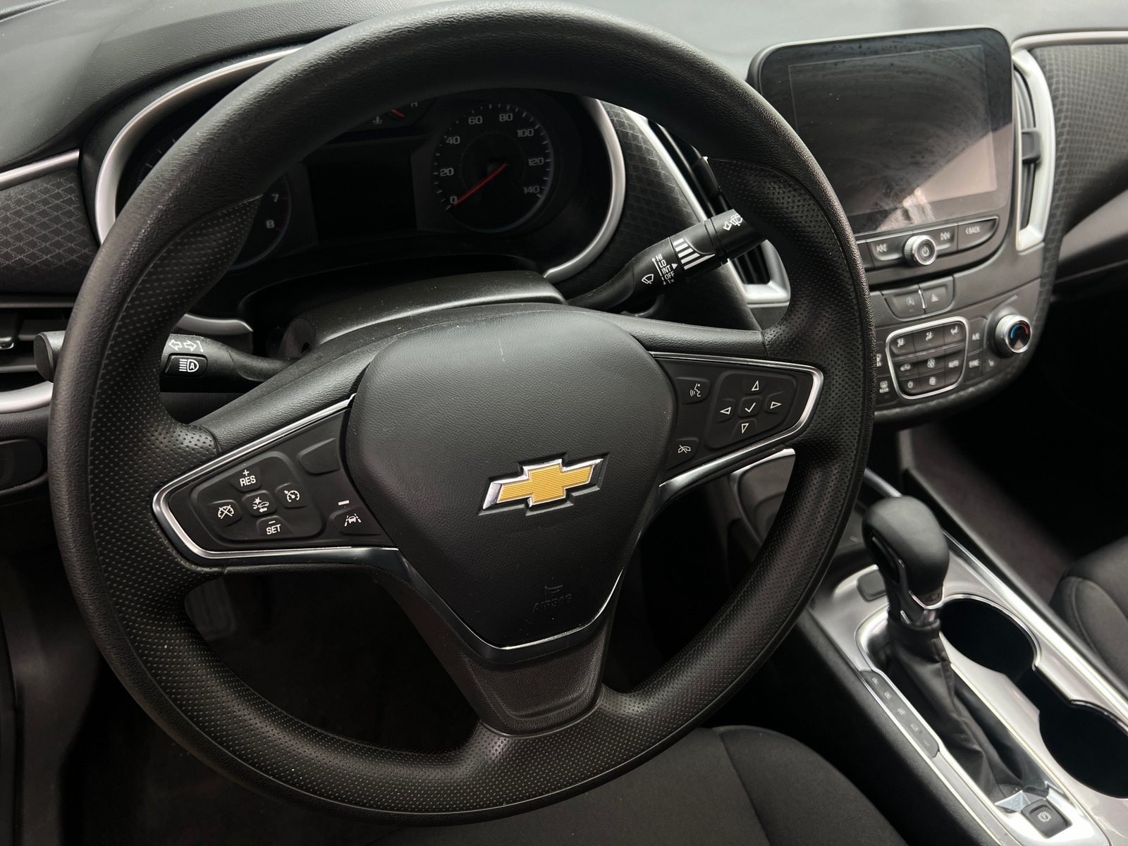 Thumbnail: 2023 Chevrolet Malibu - 5