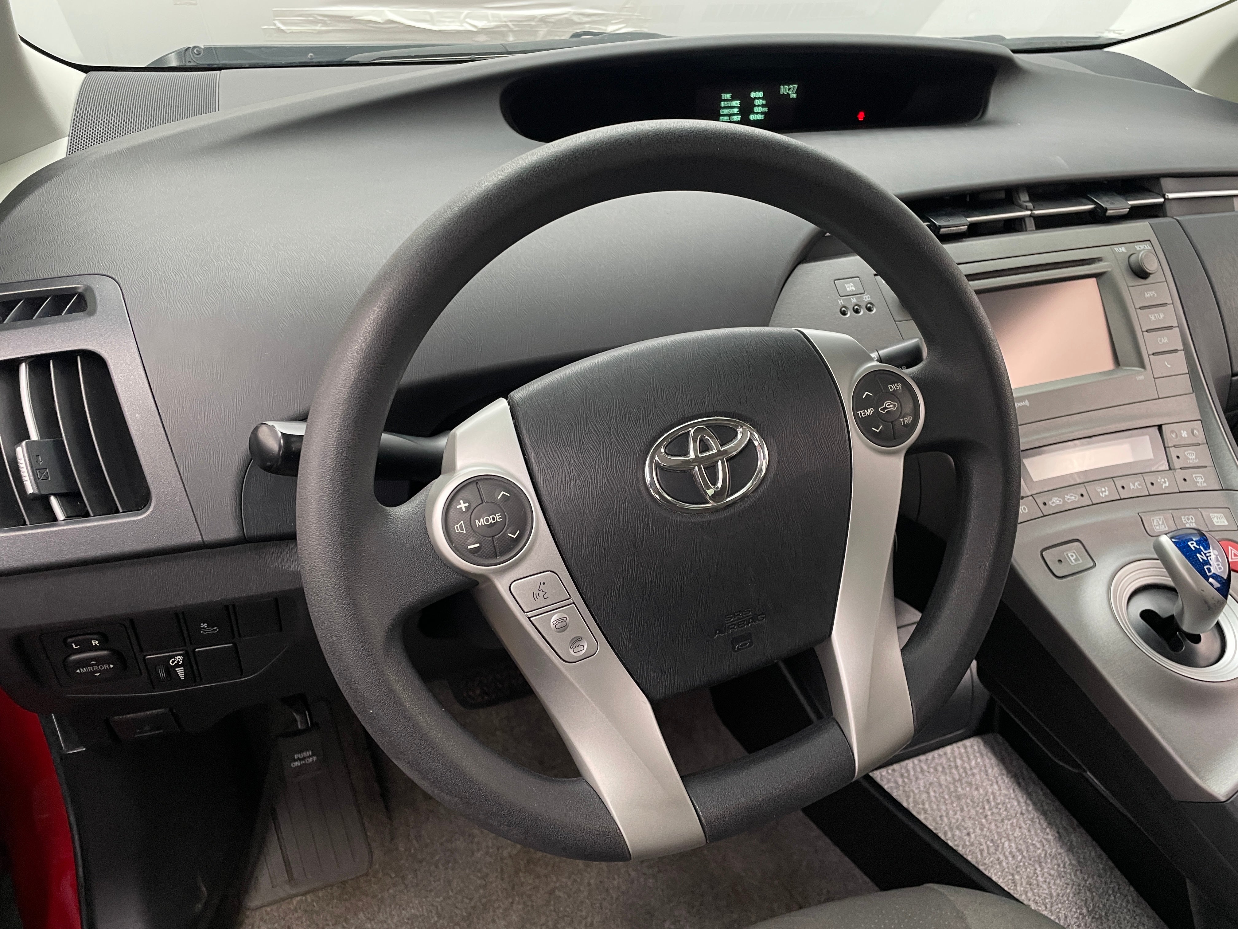 2012 Toyota Prius Three 5