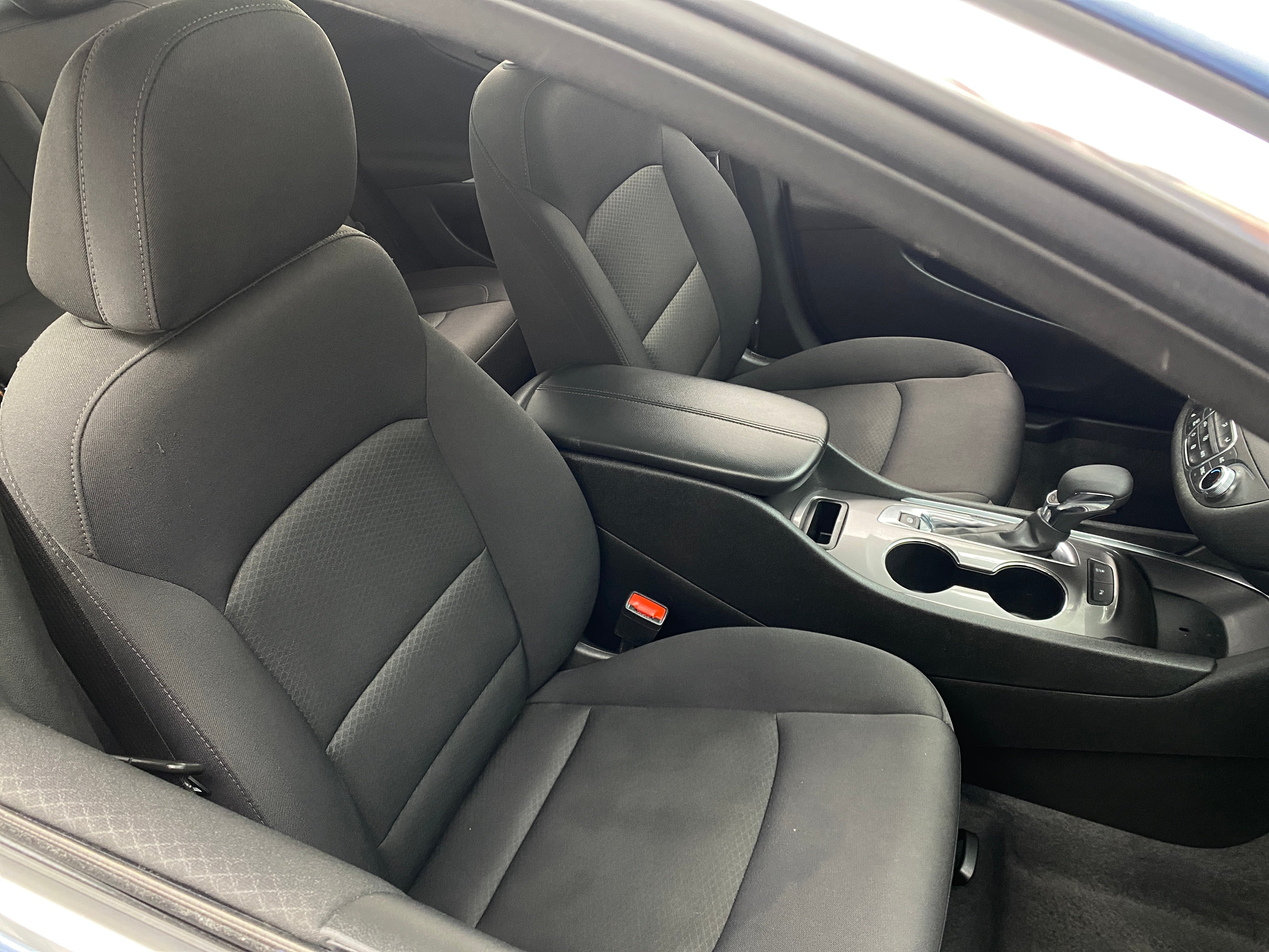 2024 Chevrolet Malibu LT 2
