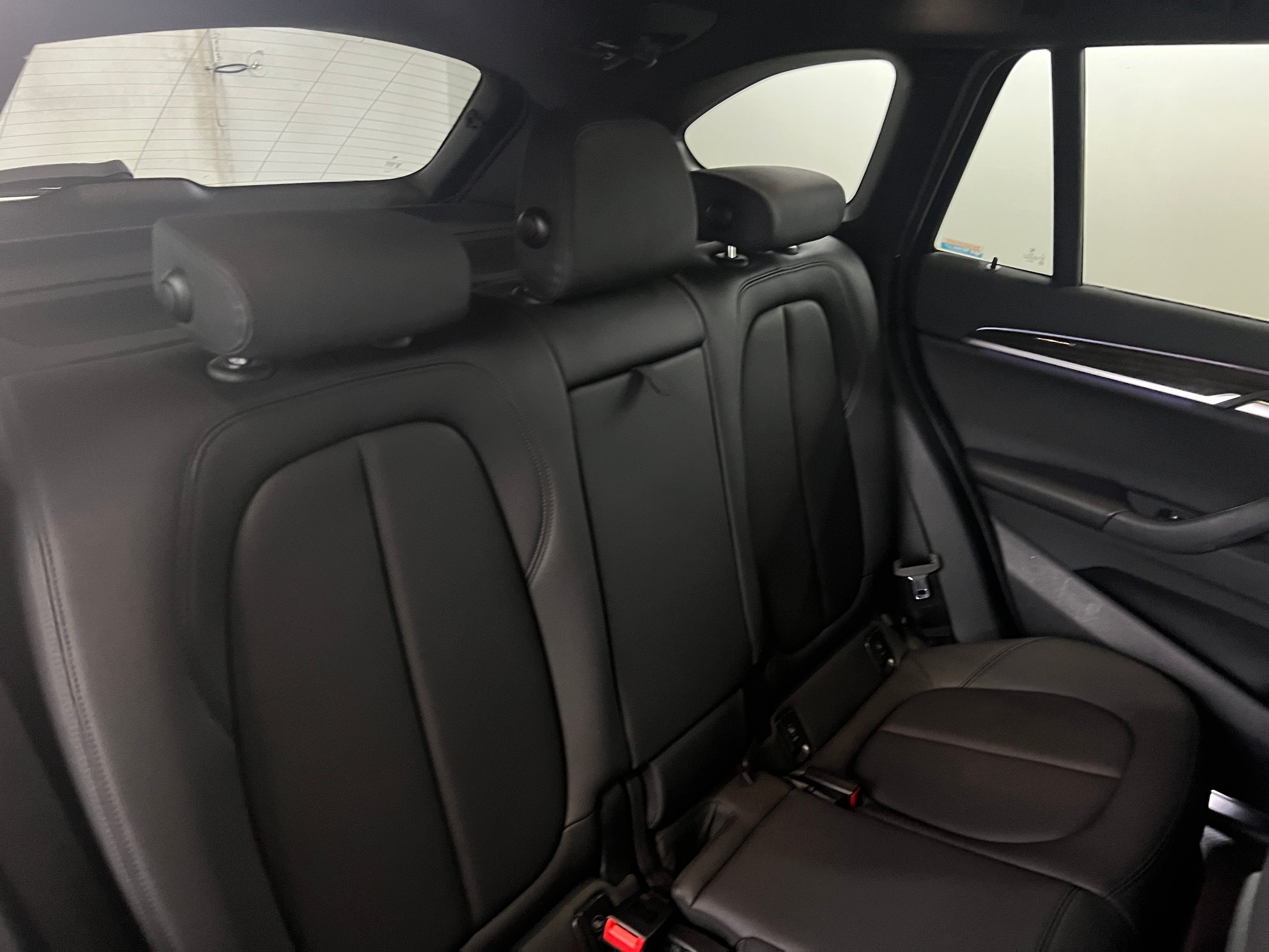 2020 BMW X1 xDrive28i 5