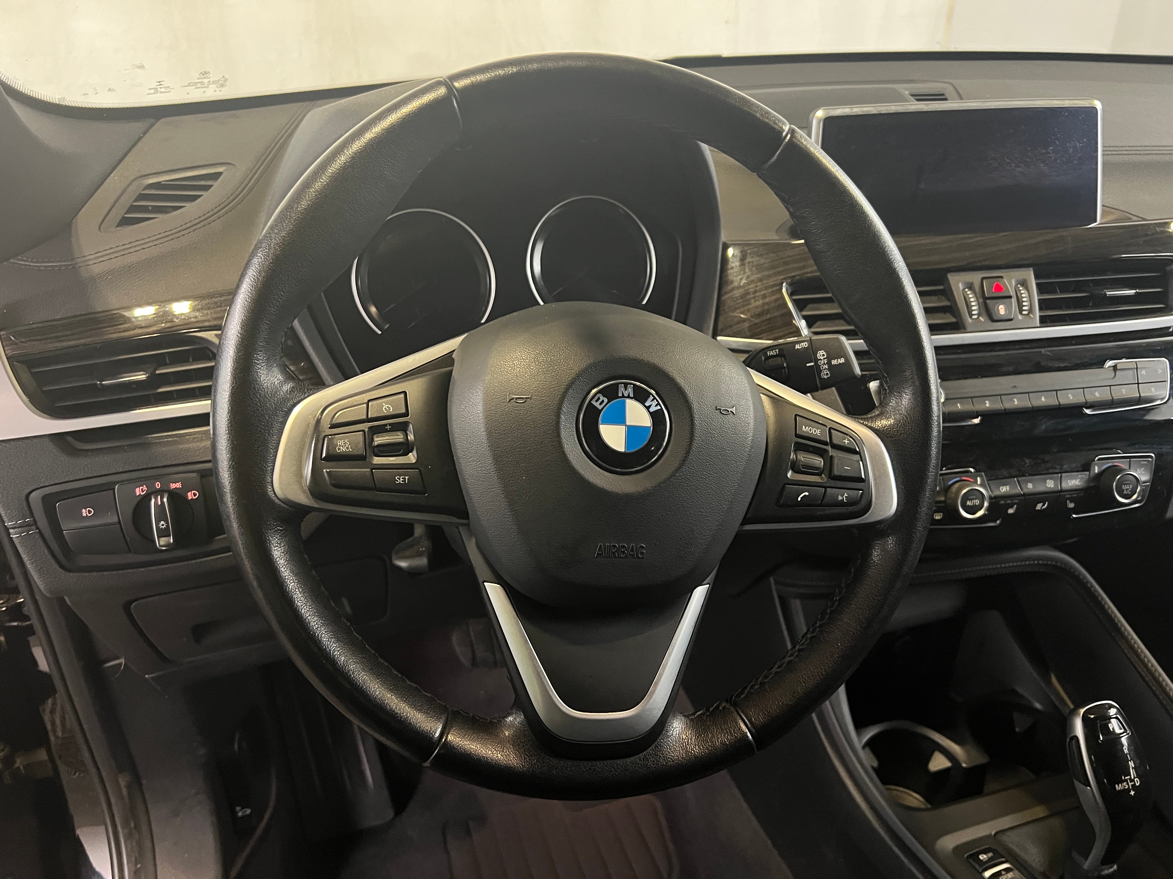 2020 BMW X1 xDrive28i 4