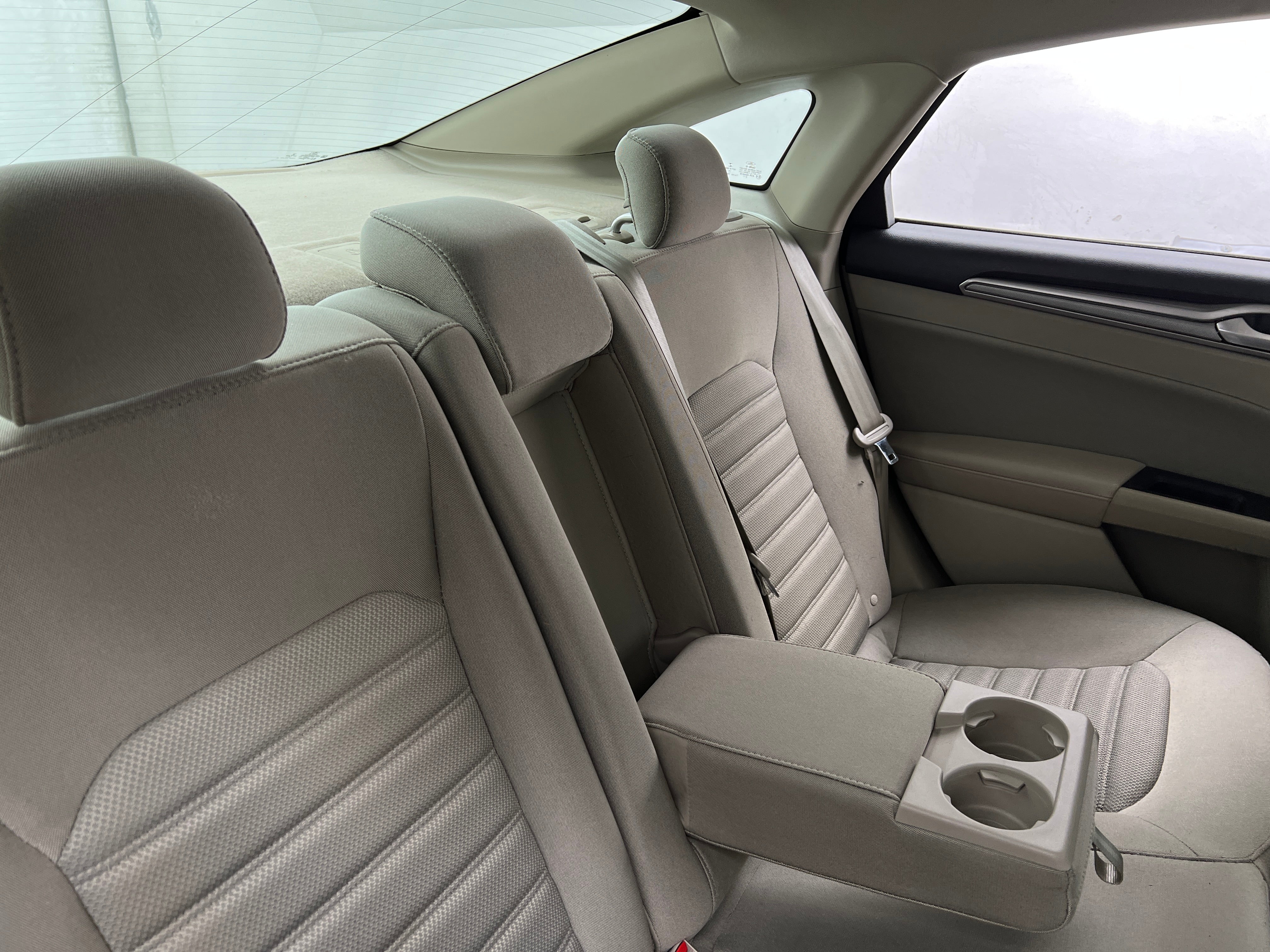 2019 Ford Fusion SE 6