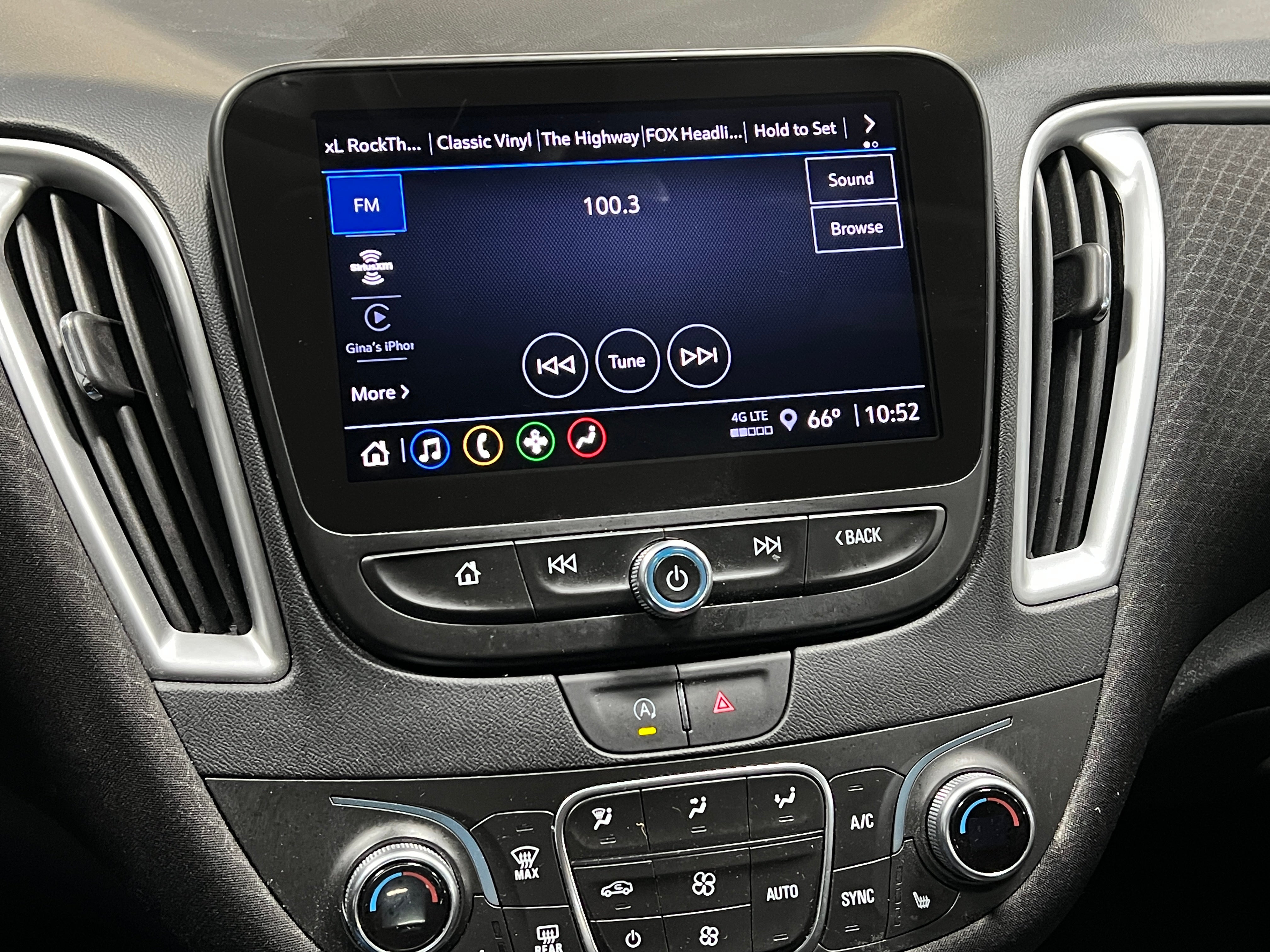 2023 Chevrolet Malibu LT 4