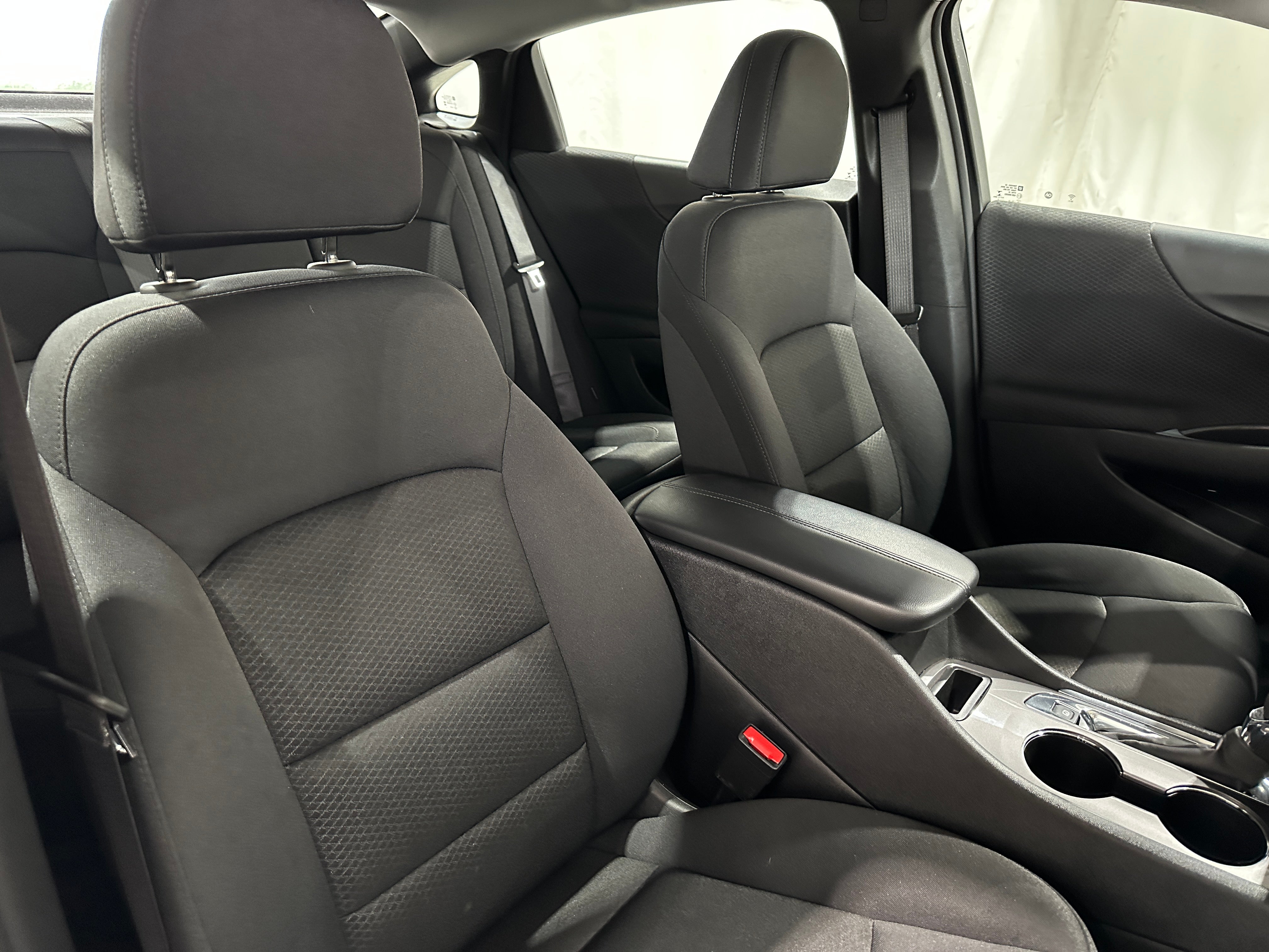 2024 Chevrolet Malibu LT 2