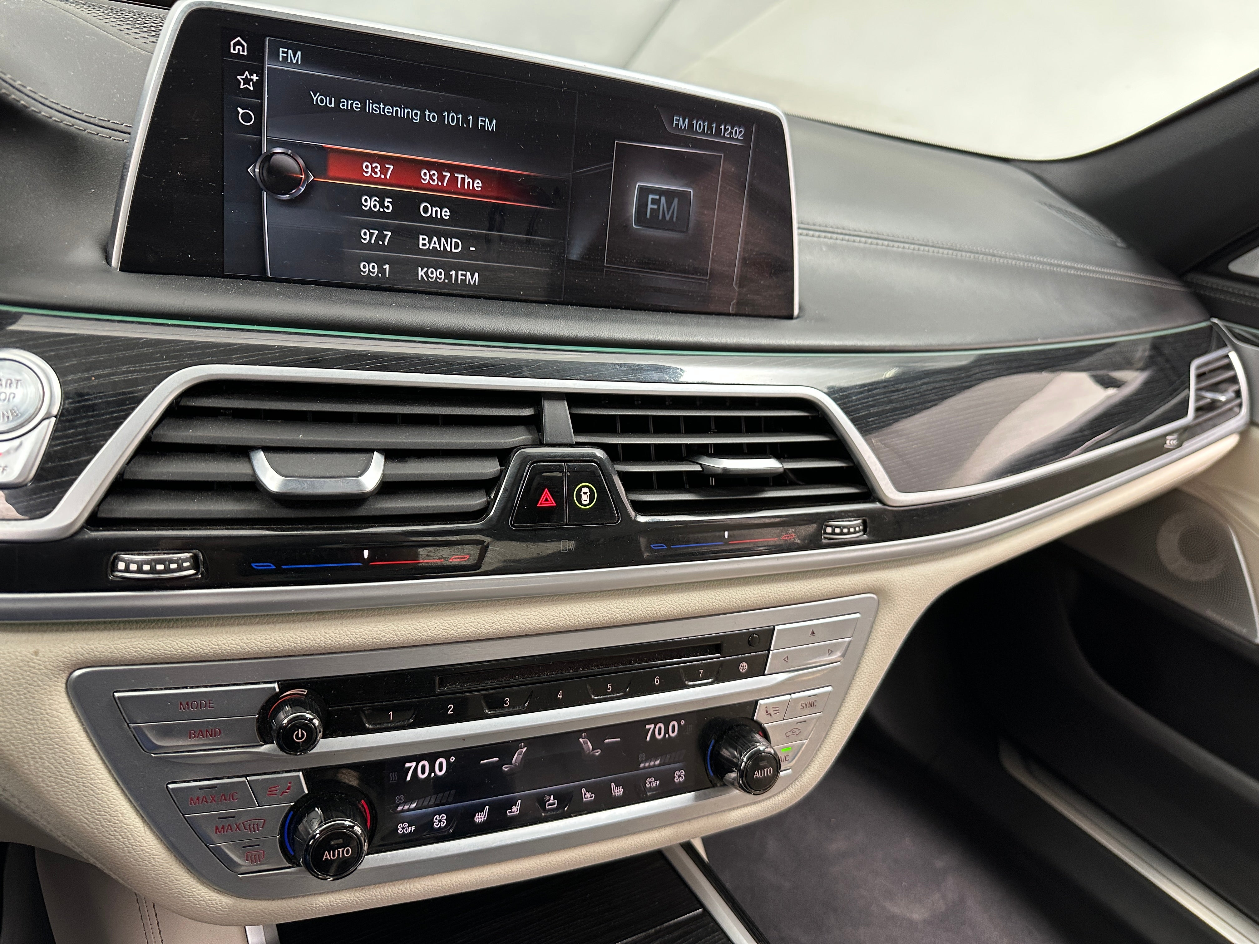 2017 BMW 7 Series 750i xDrive 3