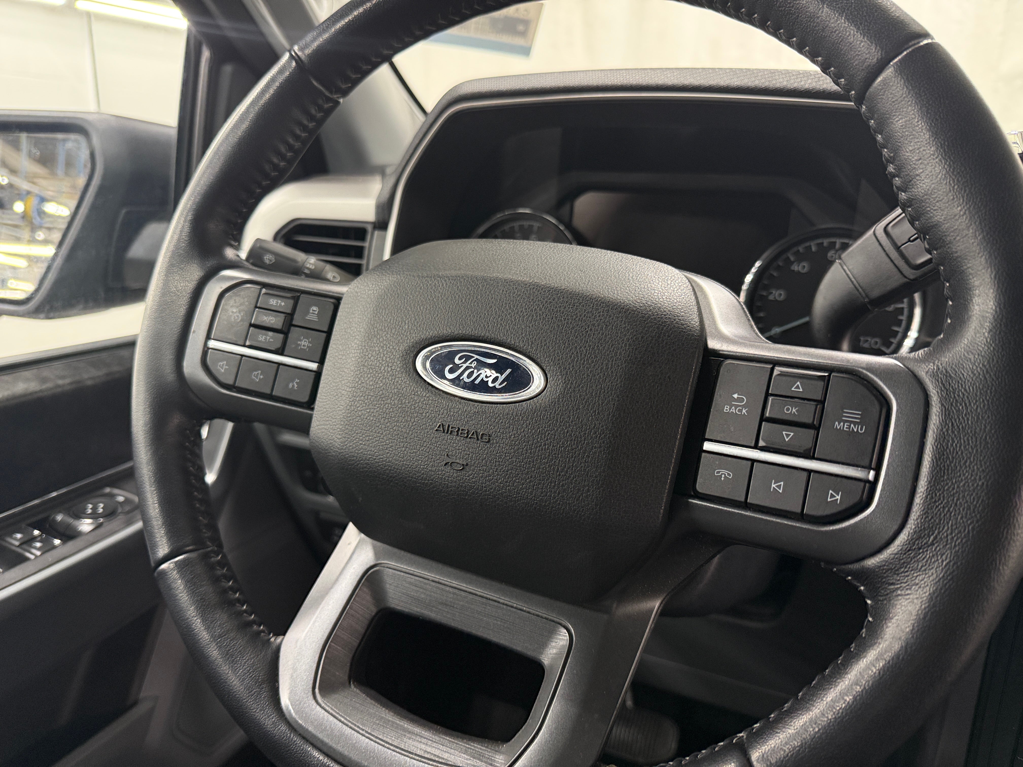 2022 Ford Econoline E-150 5